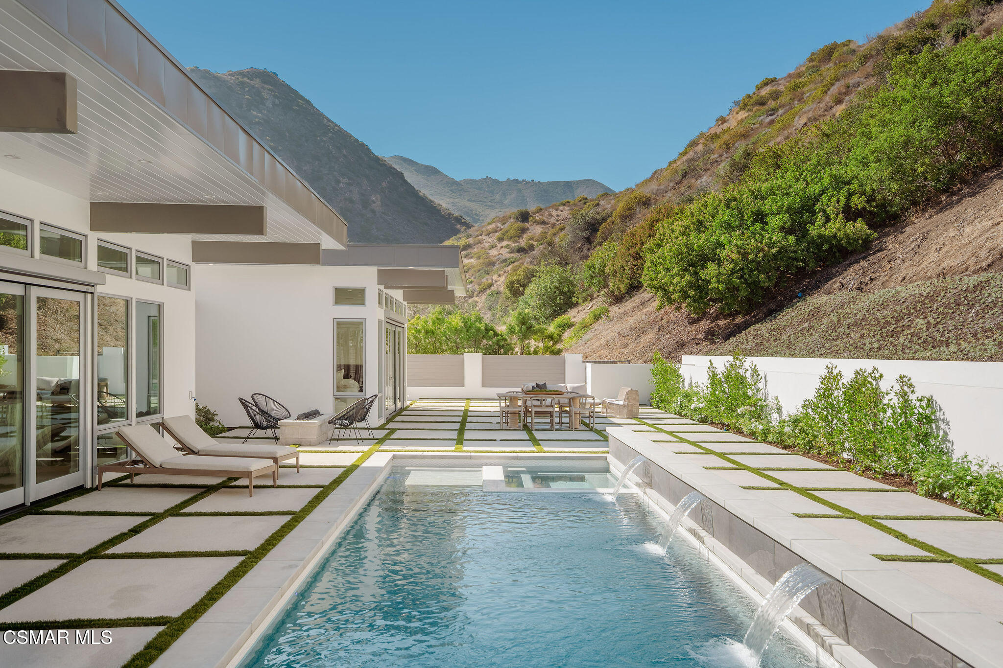 5924 Paseo Canyon Drive