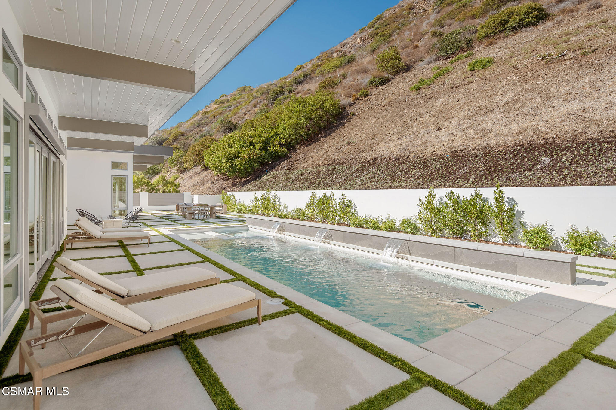 5924 Paseo Canyon Drive