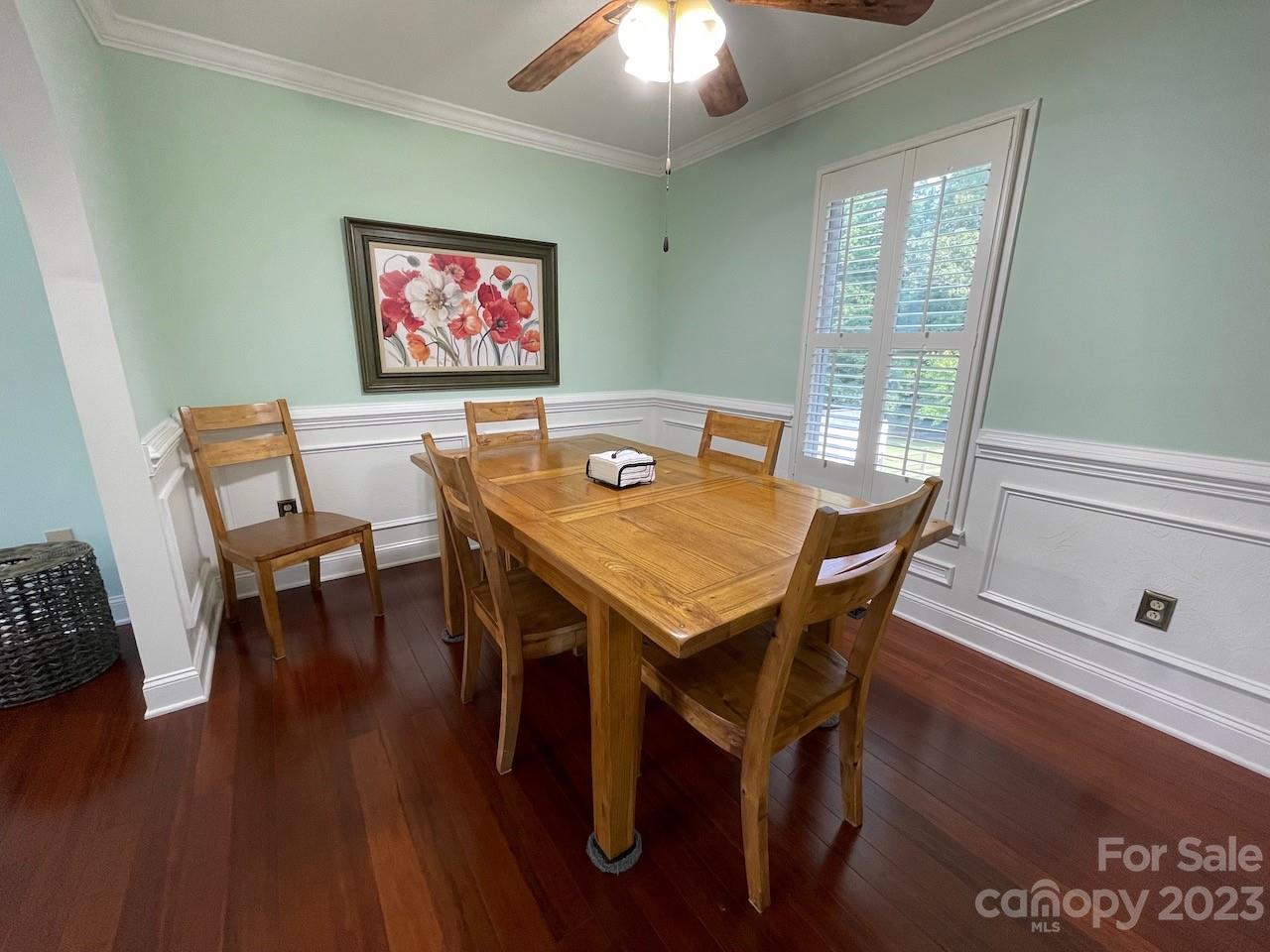 5415 Winding Oak Drive