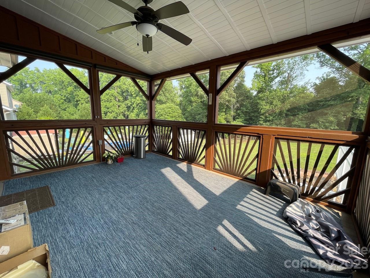 5415 Winding Oak Drive