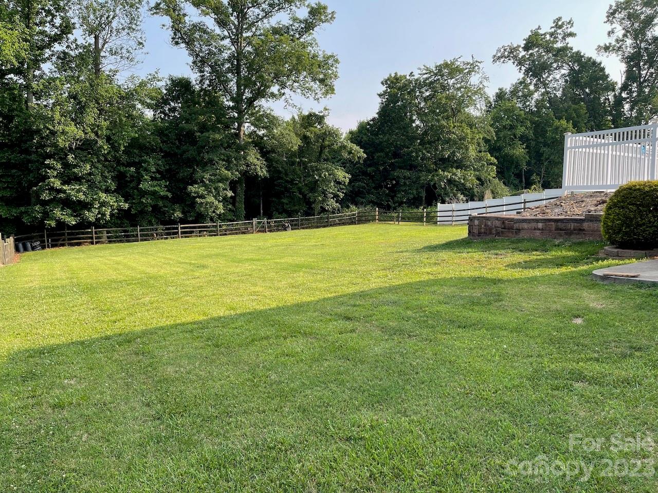 5415 Winding Oak Drive