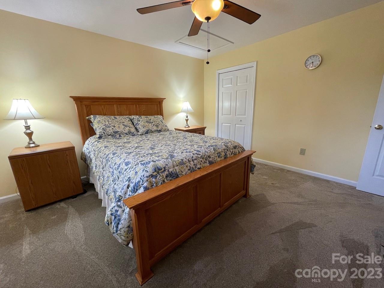 5415 Winding Oak Drive