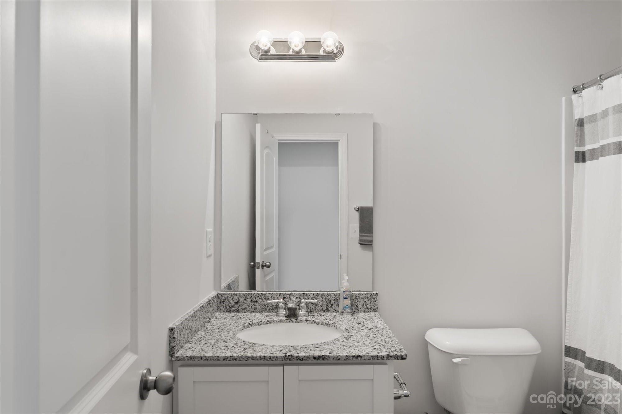 1442 Cypress Loop