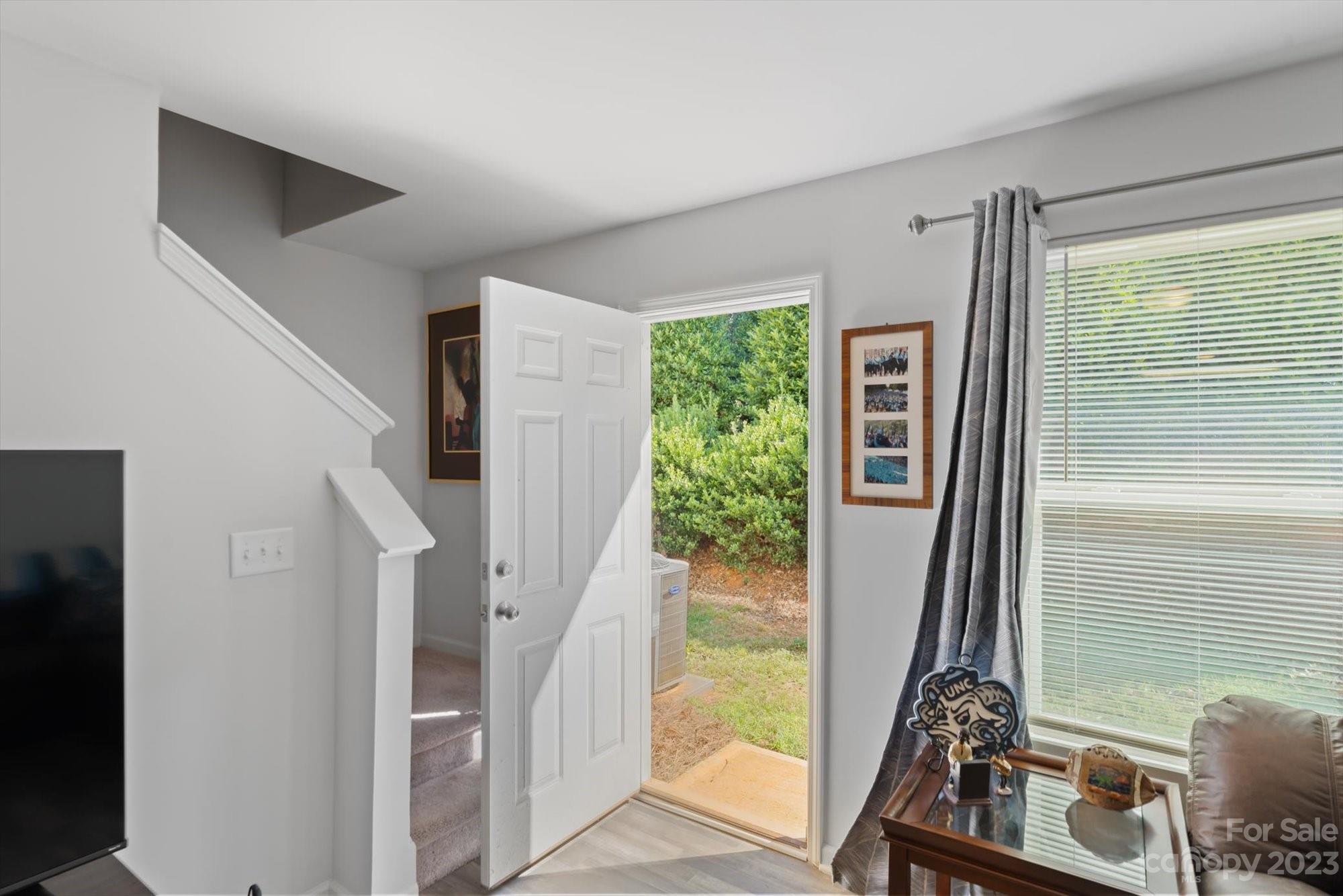 1442 Cypress Loop