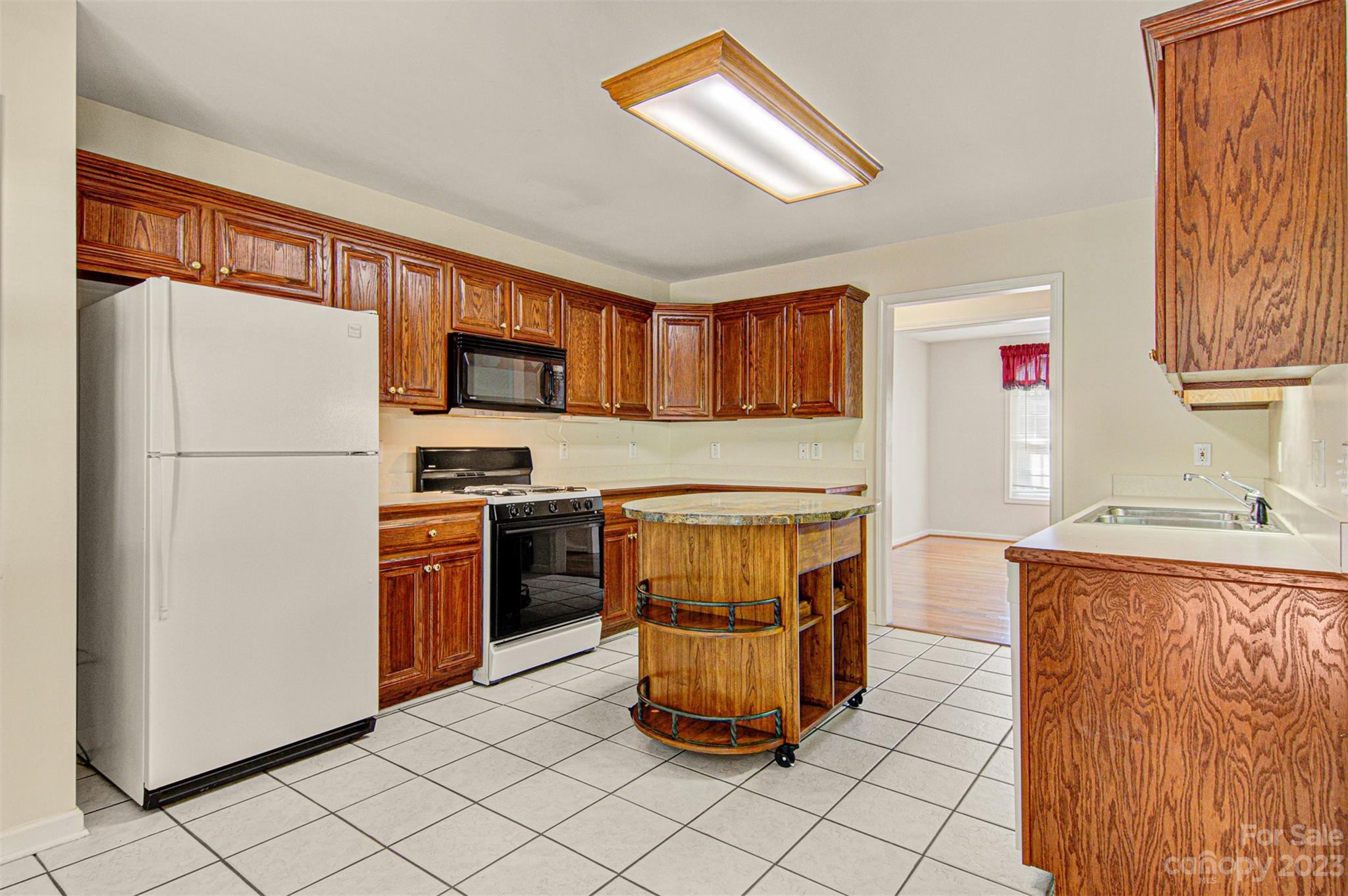 2471 23rd Street NE