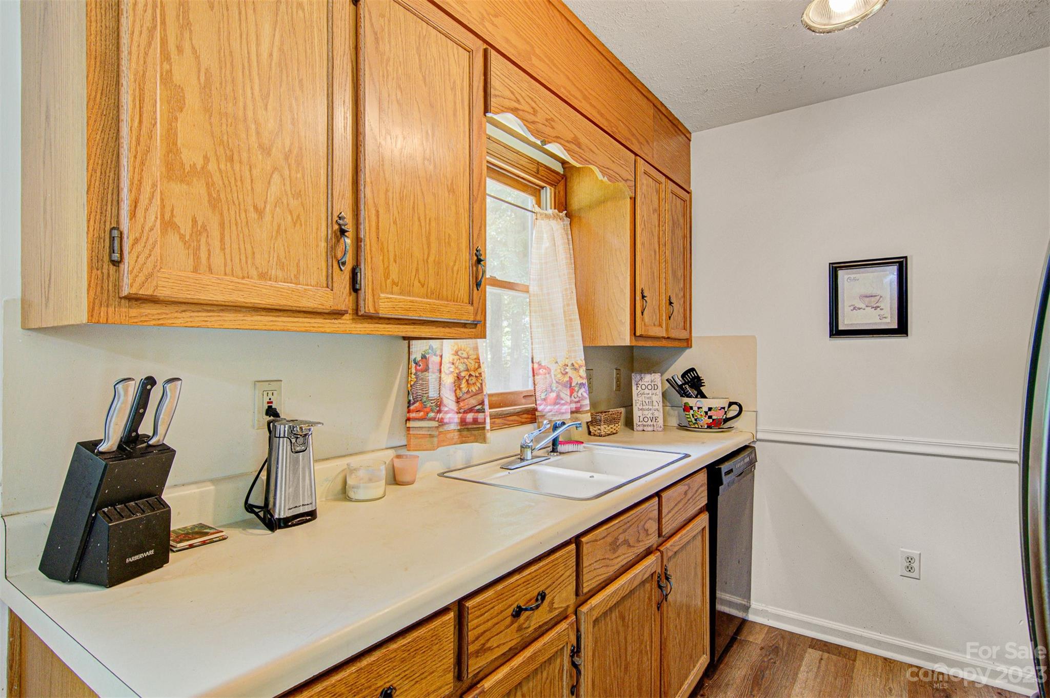 5798 Dwayne Starnes Drive