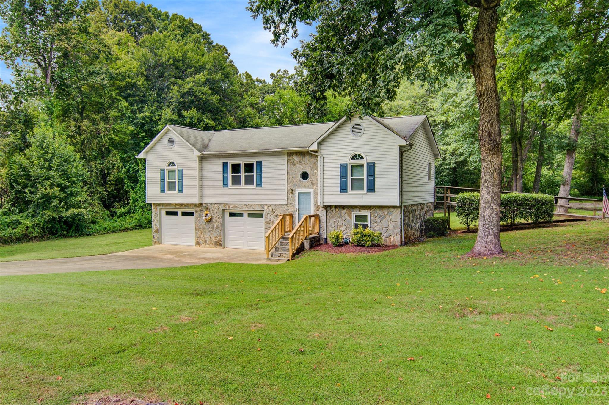 5798 Dwayne Starnes Drive