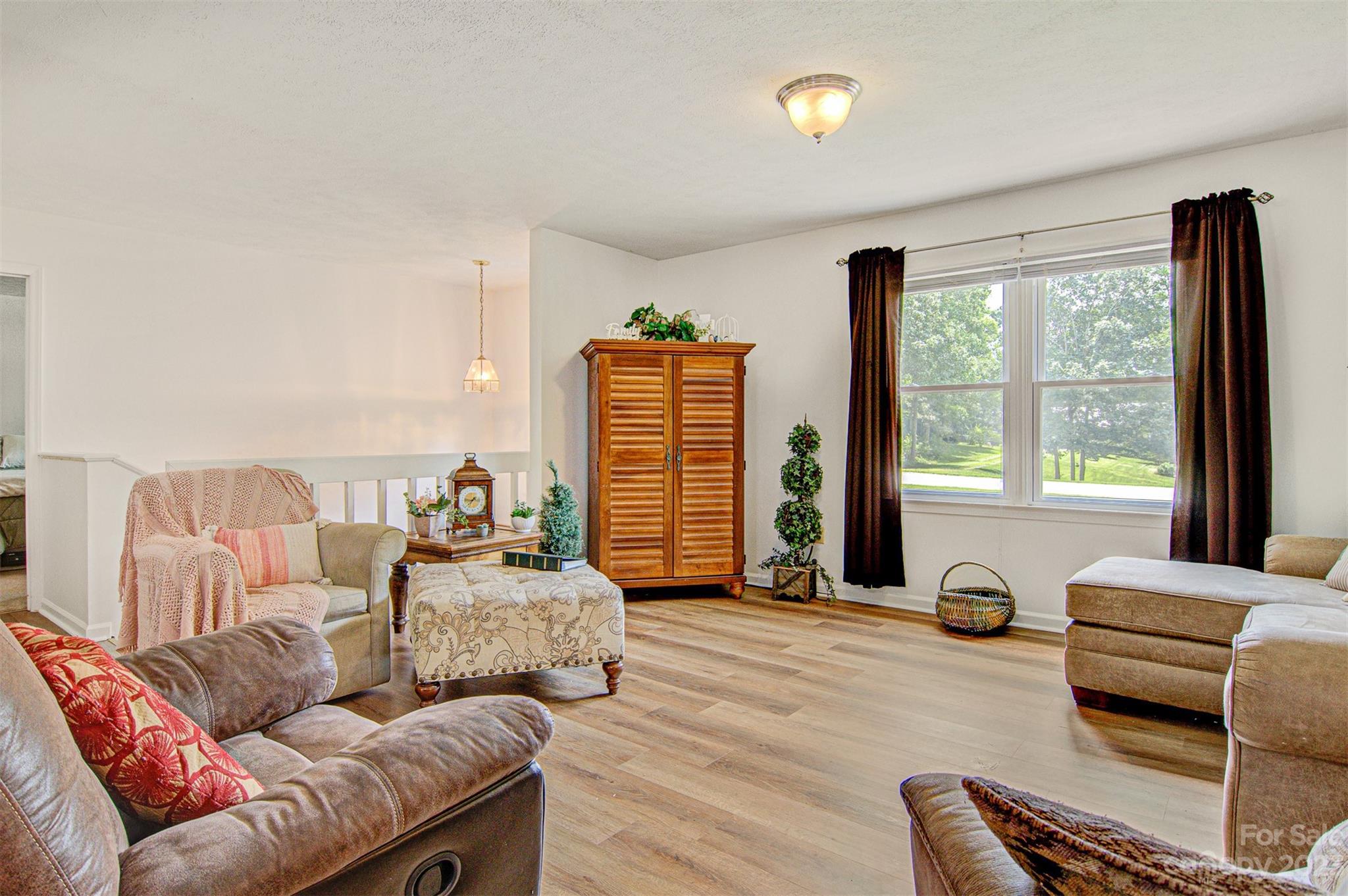 5798 Dwayne Starnes Drive