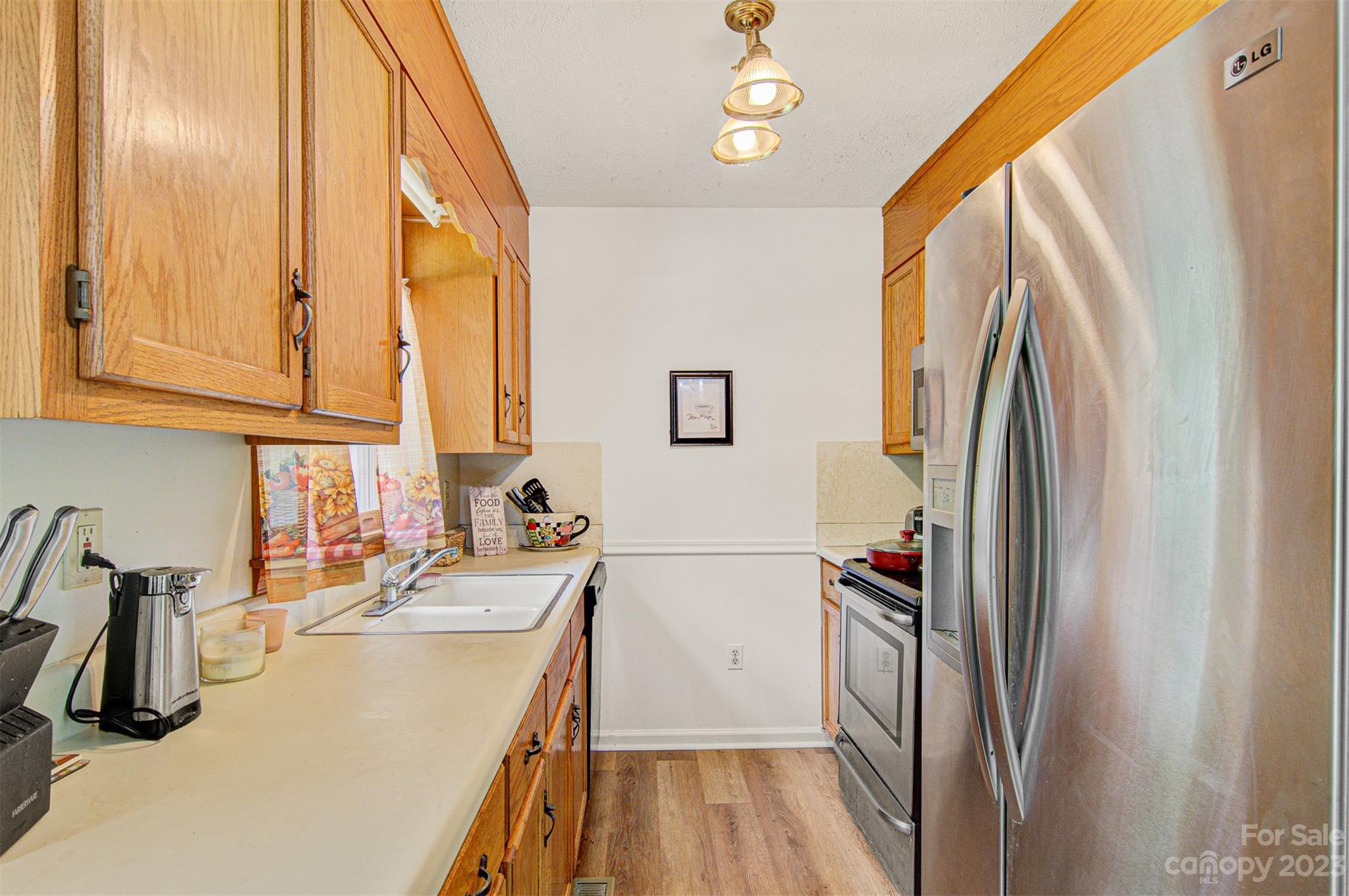 5798 Dwayne Starnes Drive
