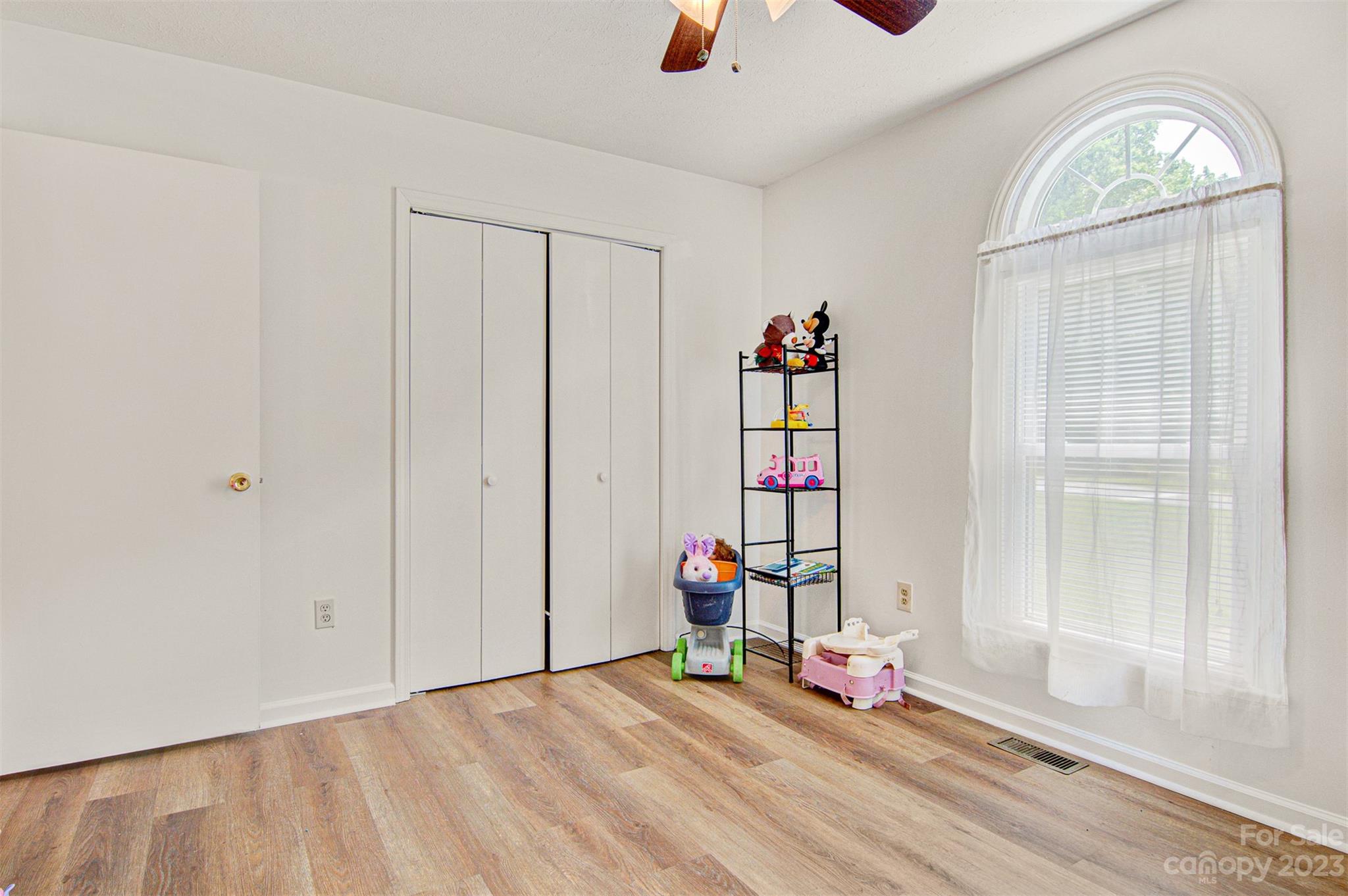 5798 Dwayne Starnes Drive