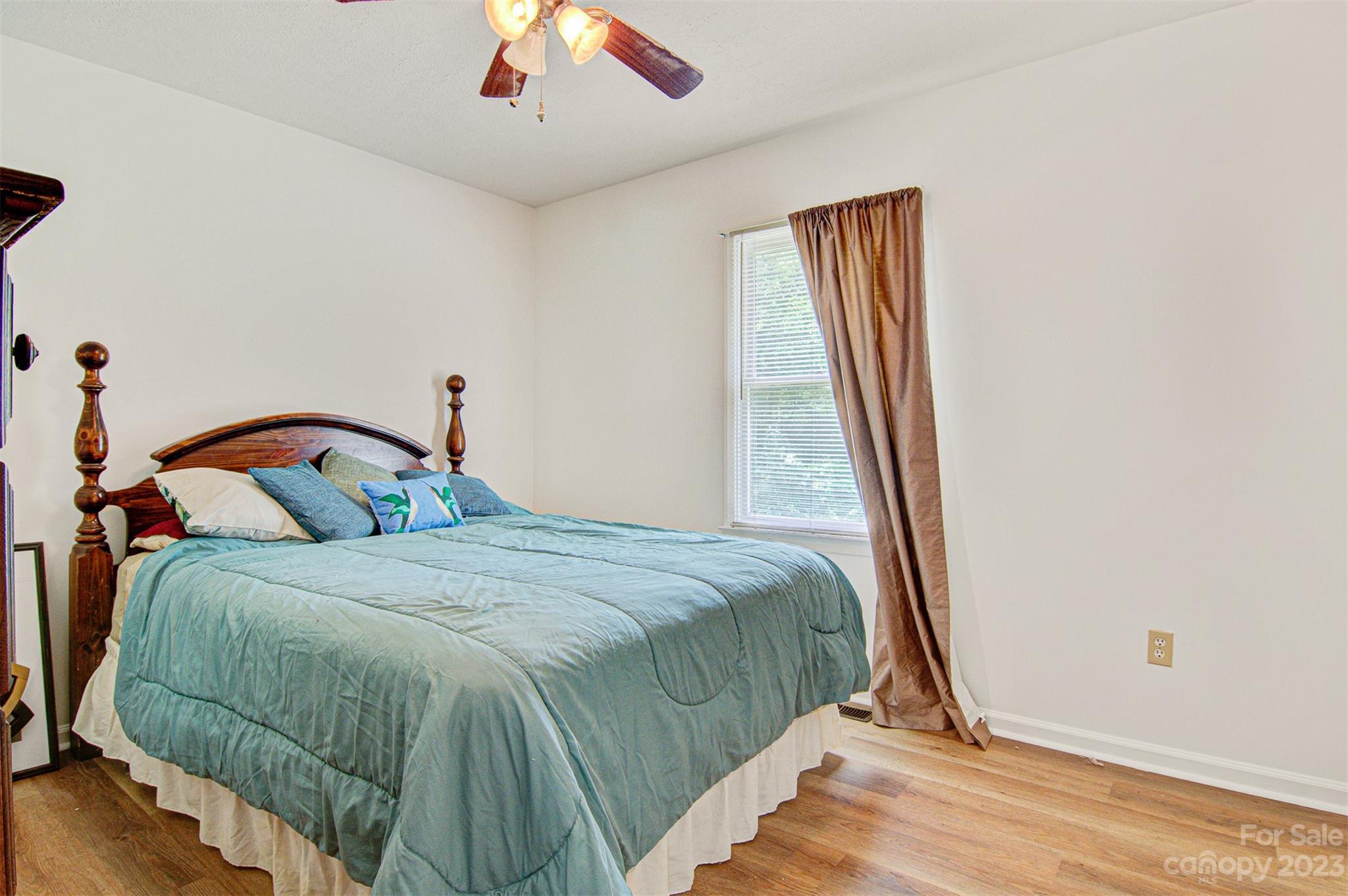 5798 Dwayne Starnes Drive