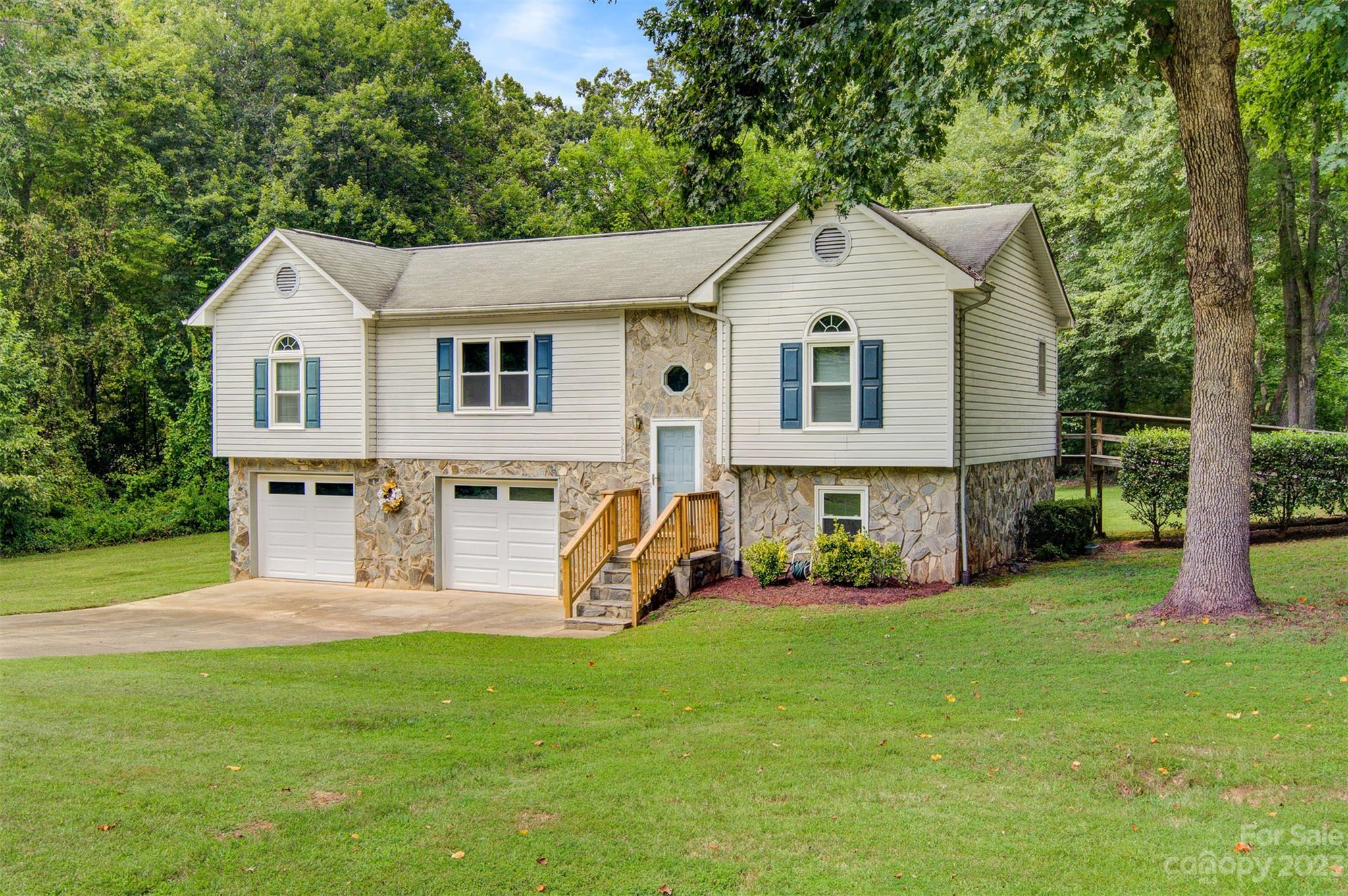 5798 Dwayne Starnes Drive