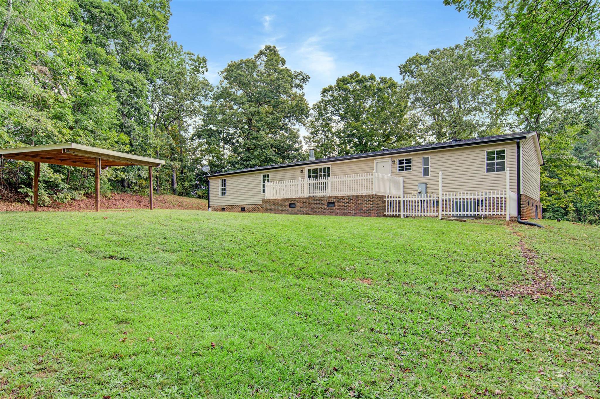 8552 Jacob Fork River Road