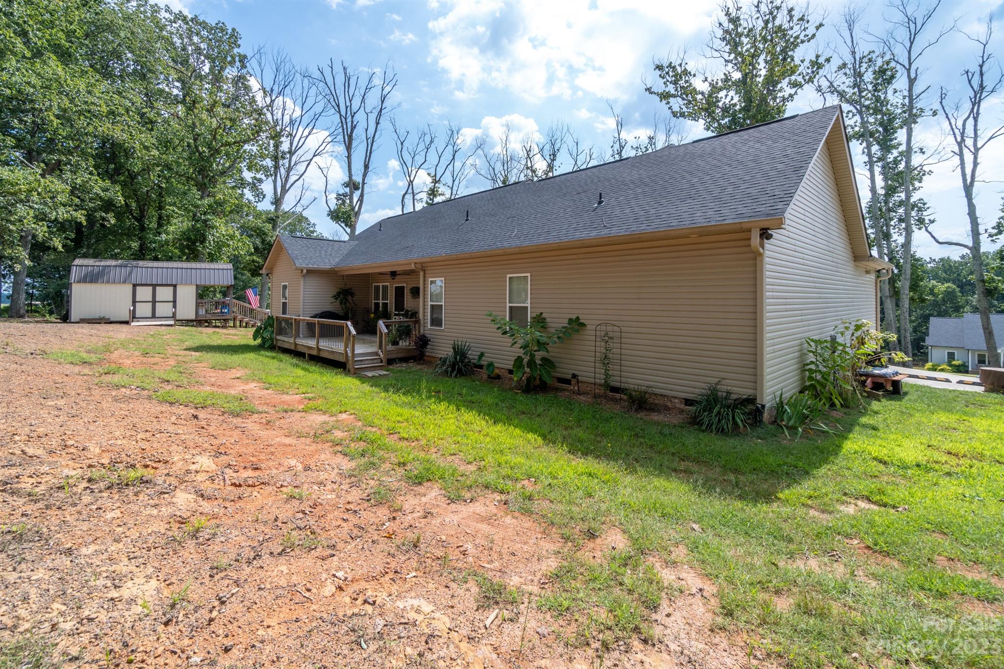1739 Ivey Court