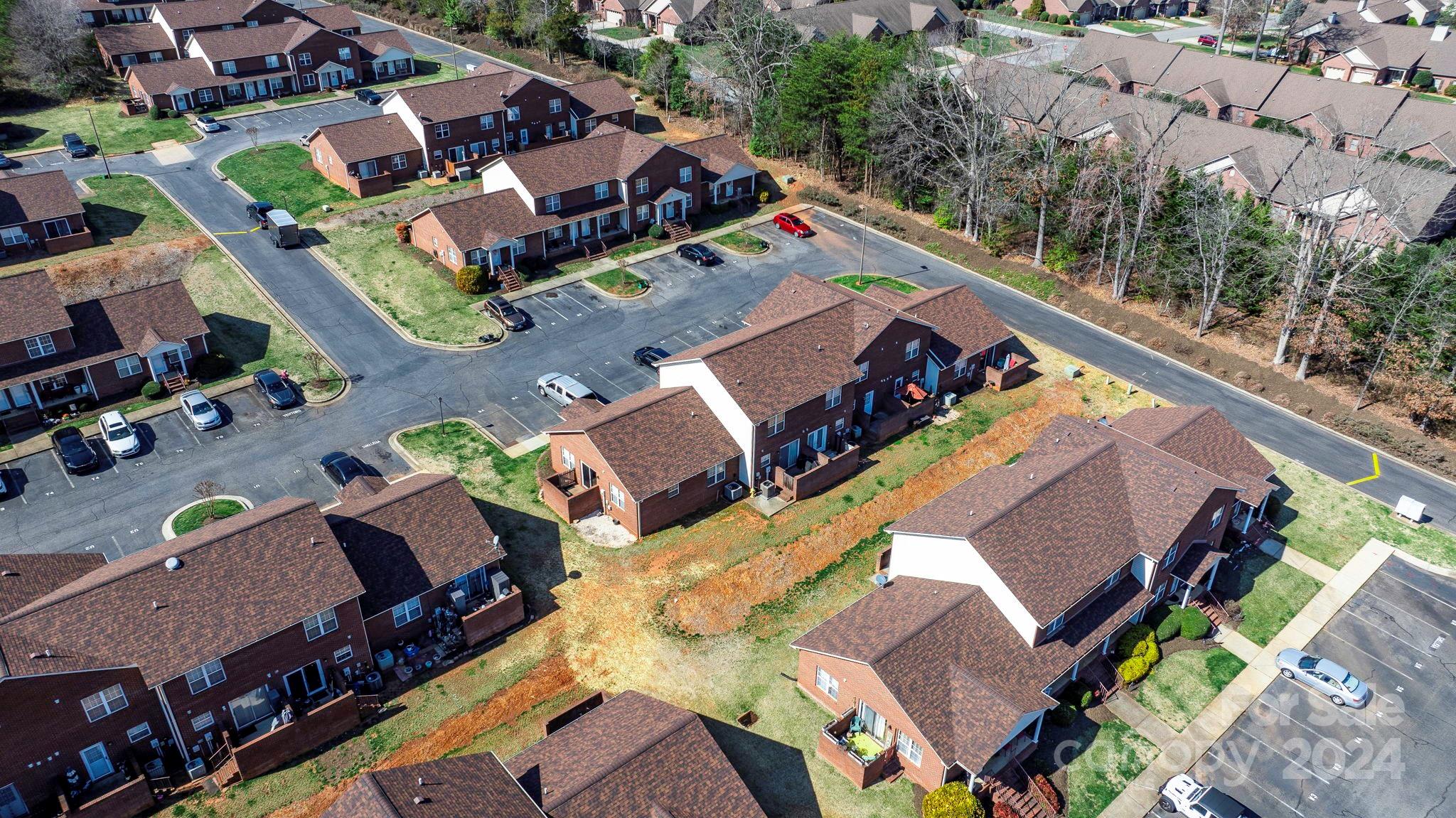 102 Brandywine Drive NE Unit: V-6