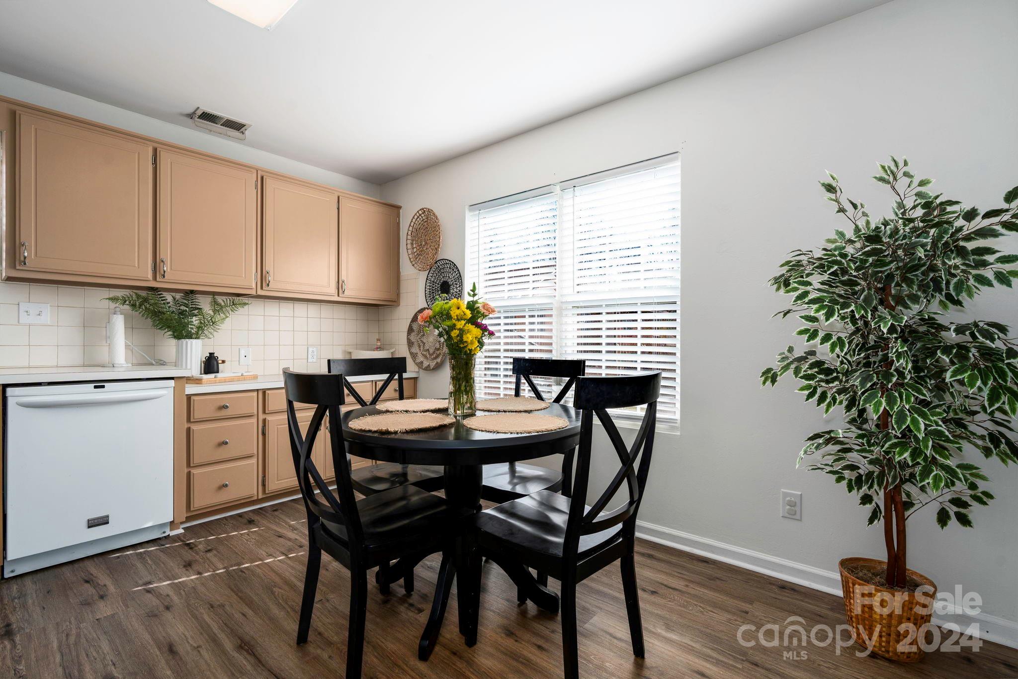 102 Brandywine Drive NE Unit: V-6