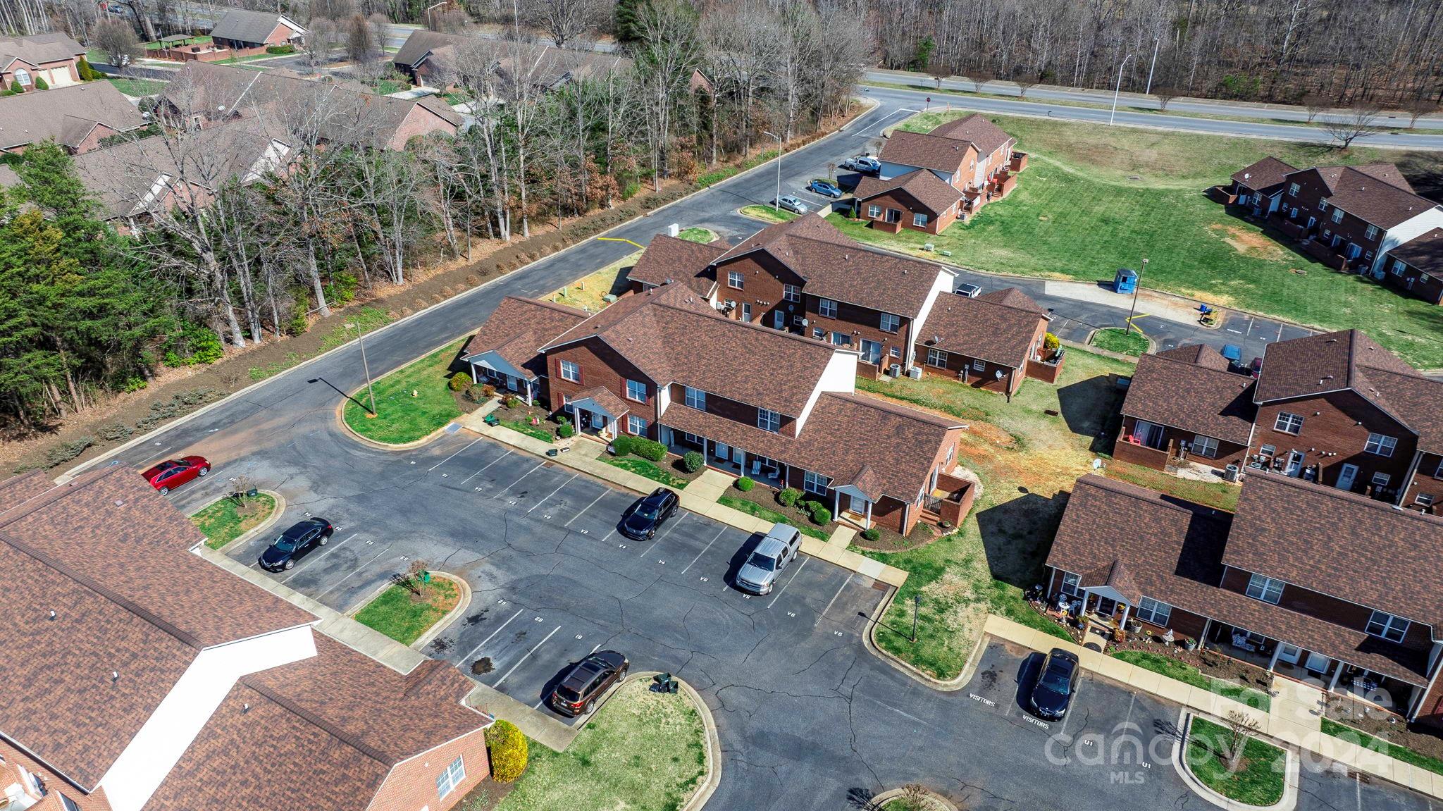 102 Brandywine Drive NE Unit: V-6