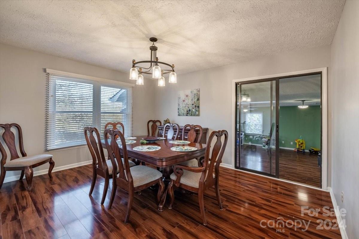 212 Woodlawn Drive