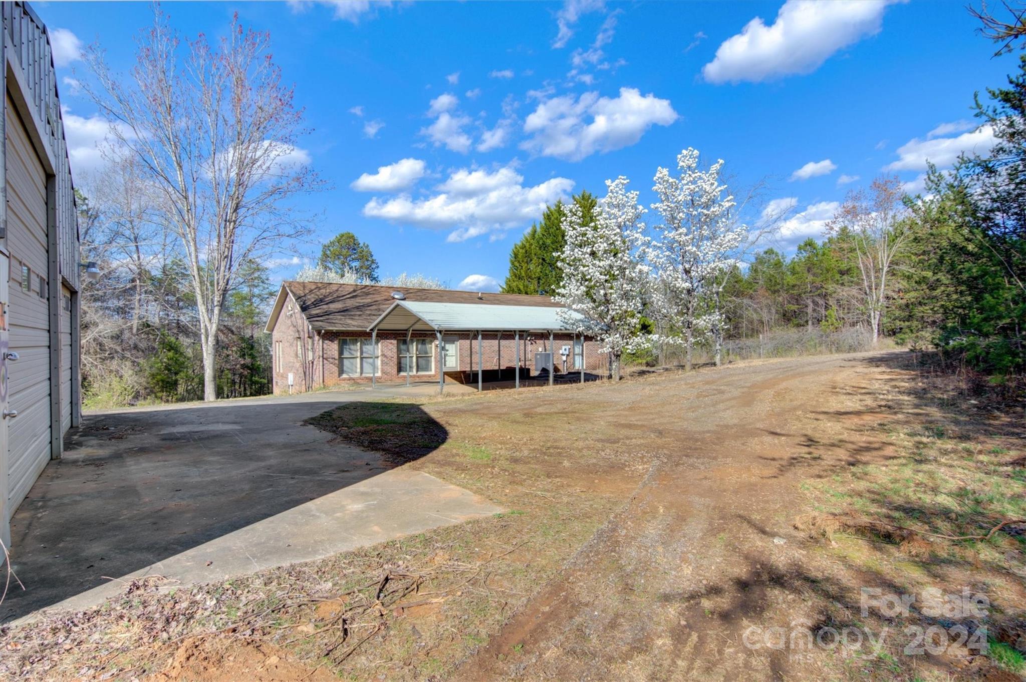 971 Airport Rhodhiss Road