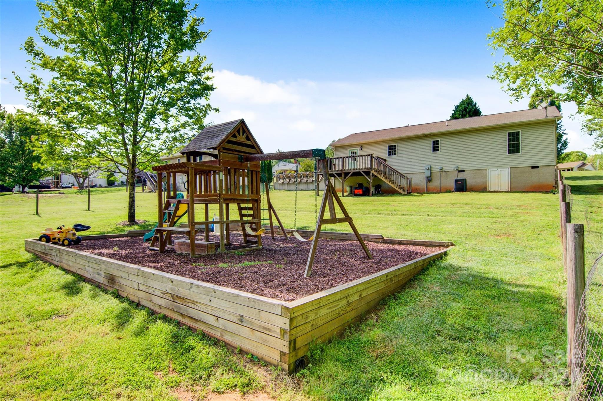 1201 Brown Drive