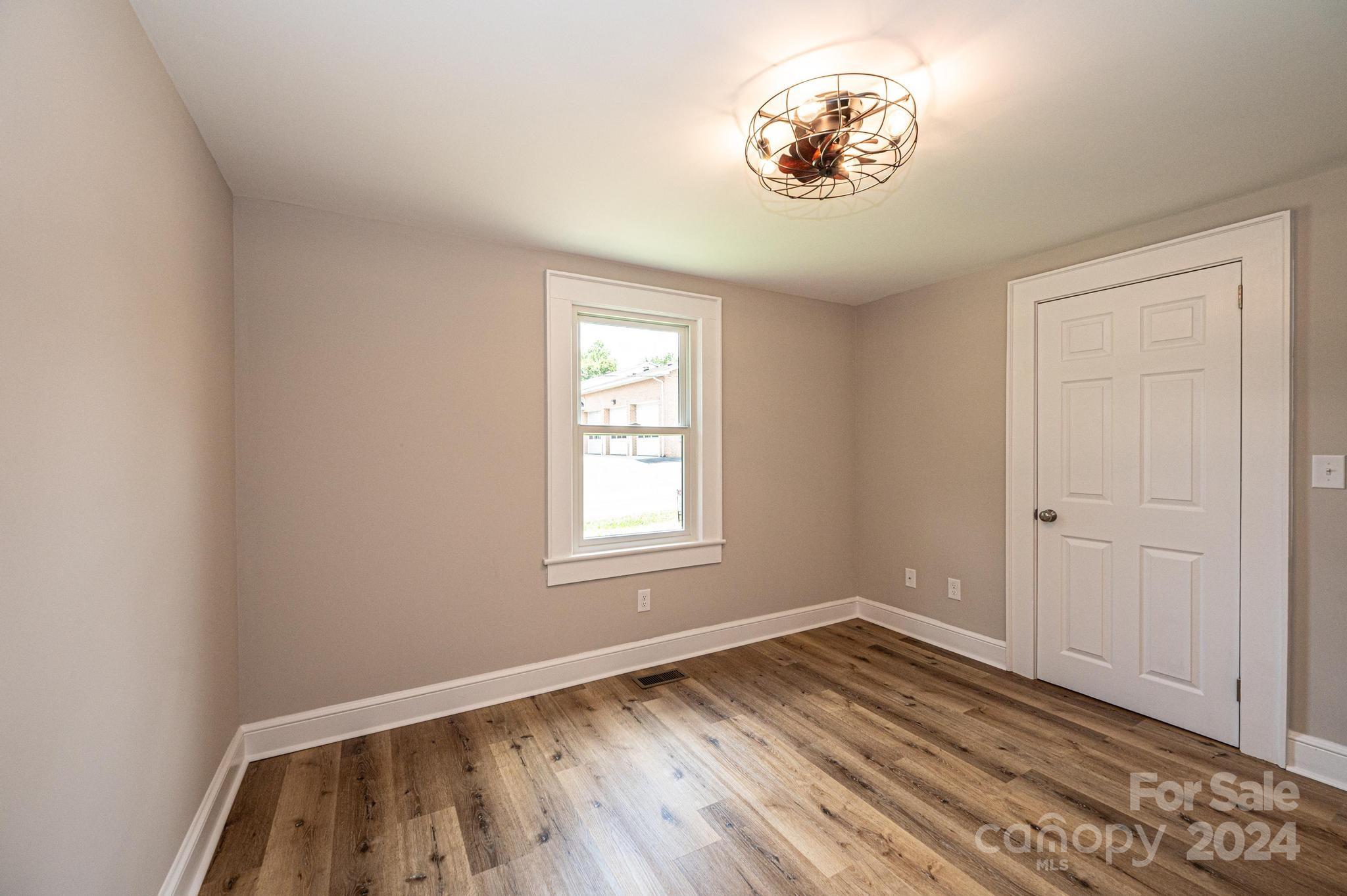 101 First Avenue NE