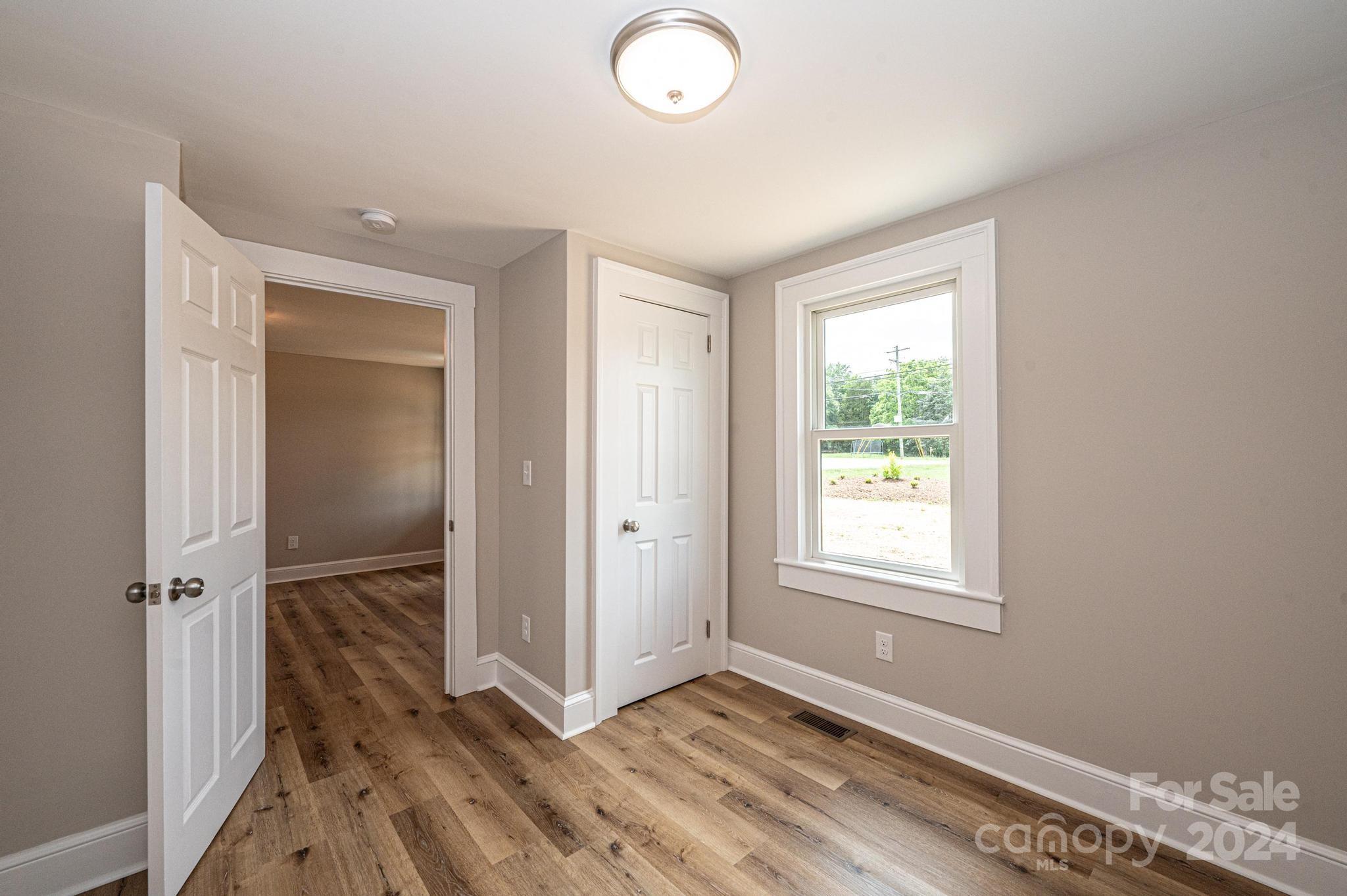 101 First Avenue NE