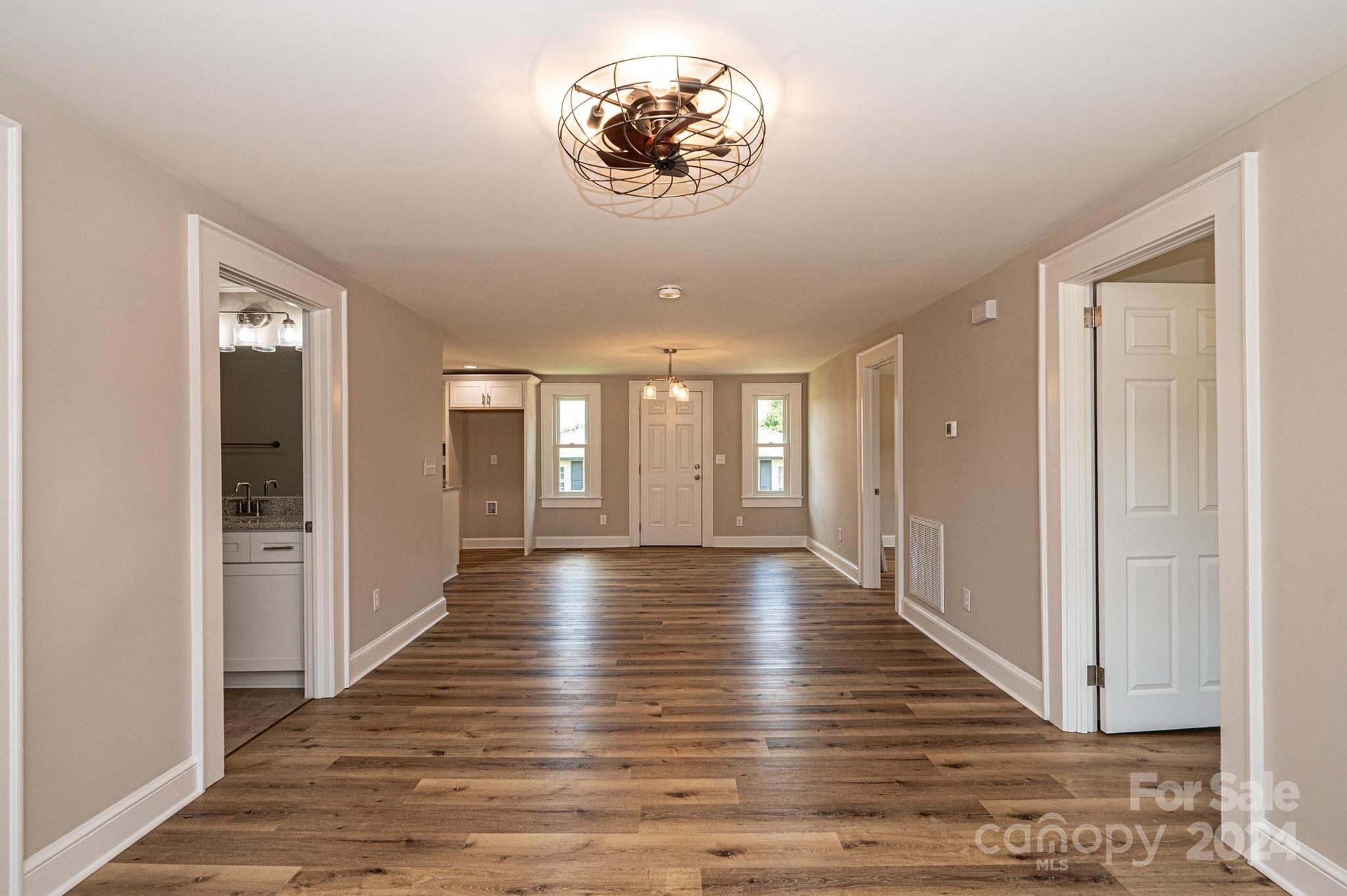 101 First Avenue NE