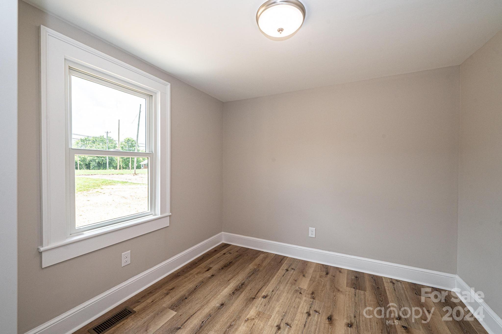 101 First Avenue NE