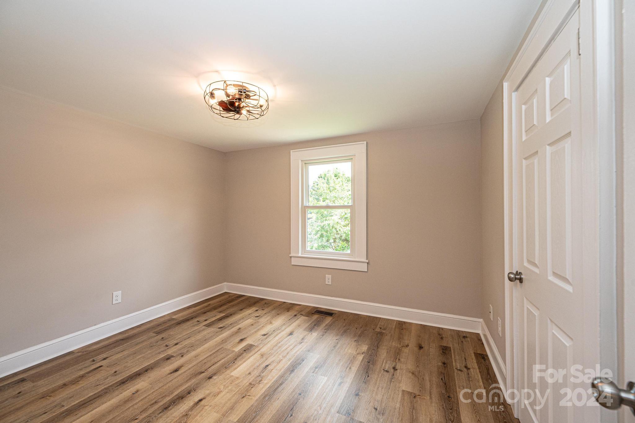 101 First Avenue NE