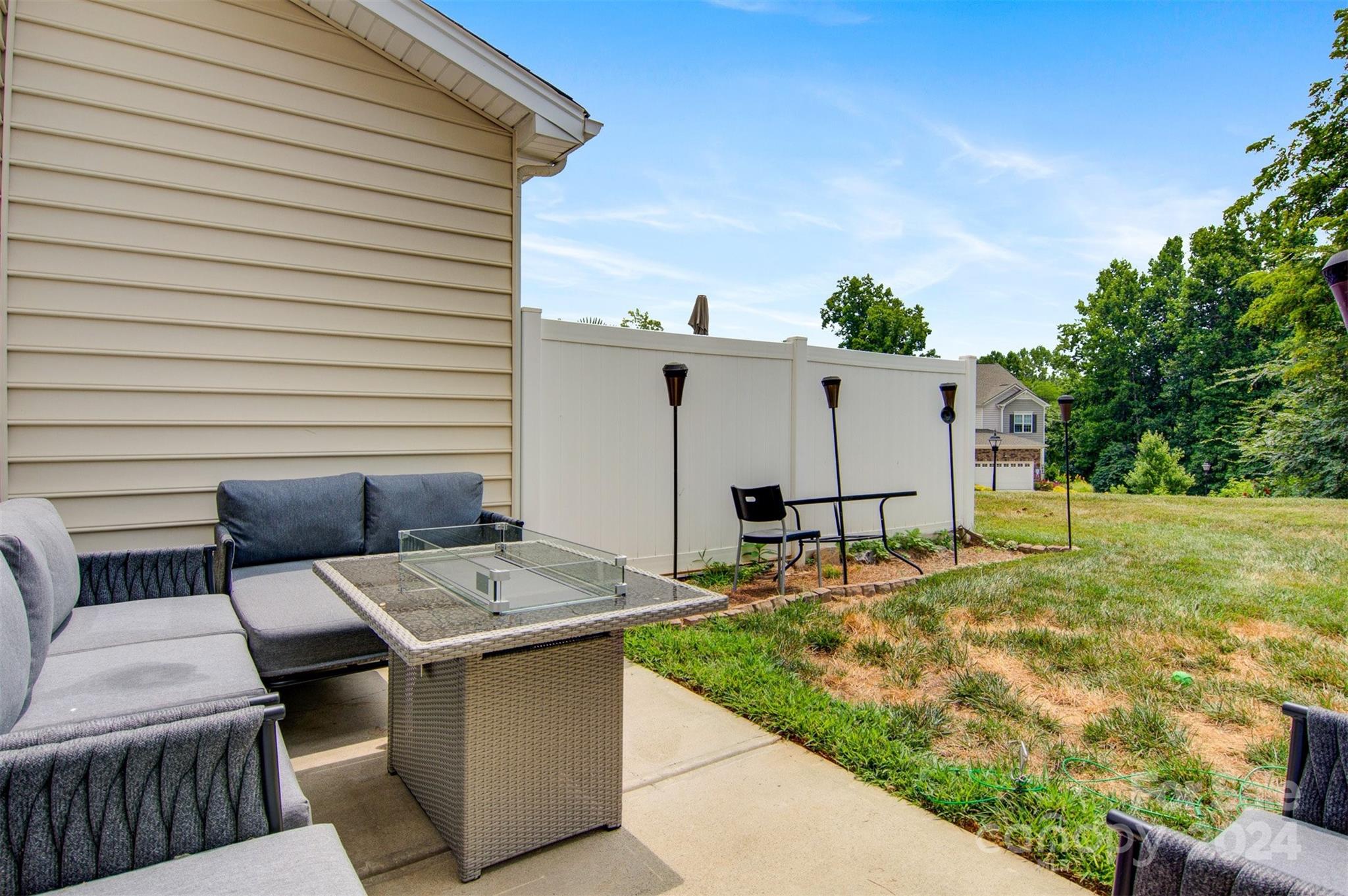 564 Park View Drive