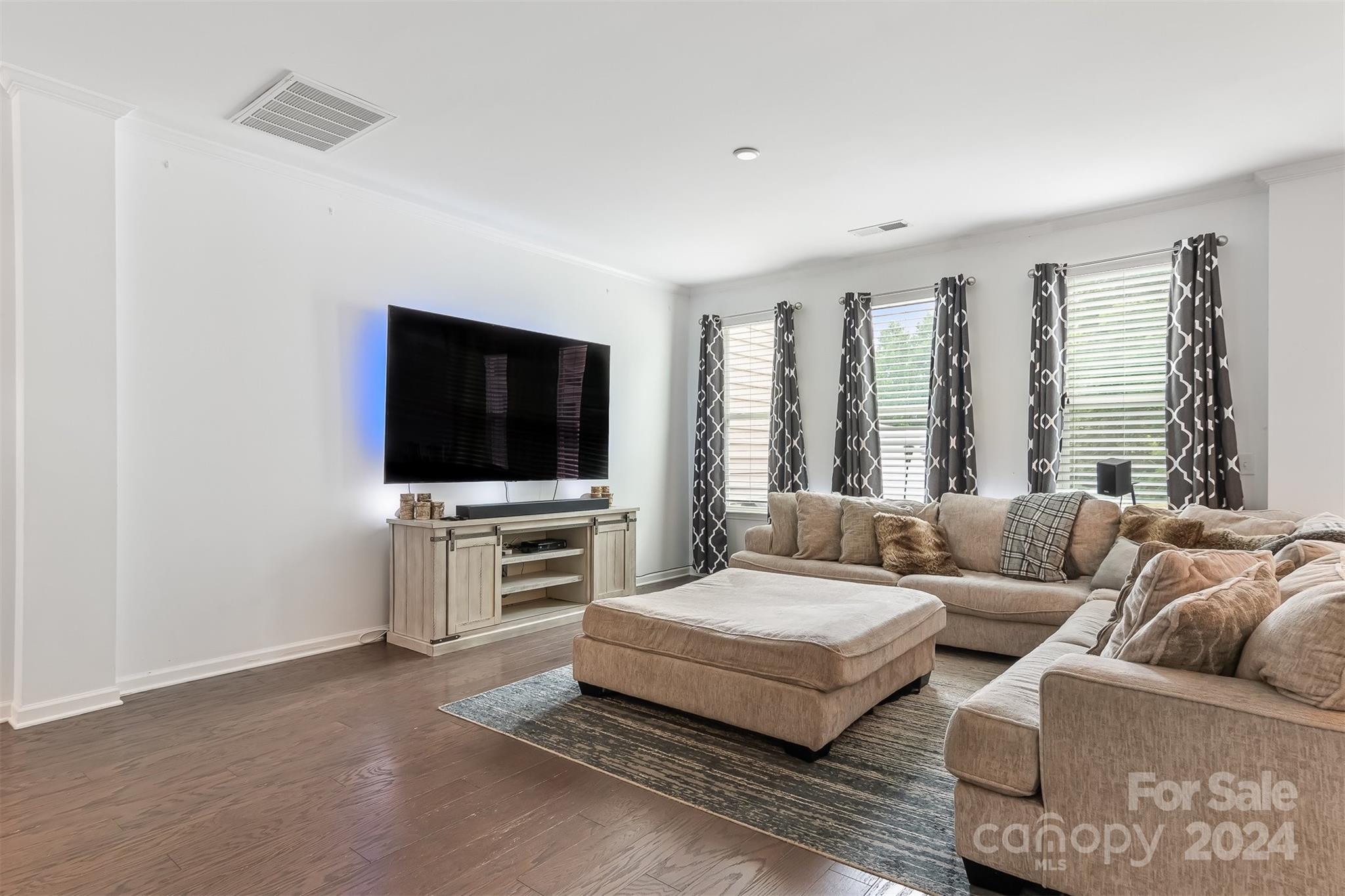564 Park View Drive