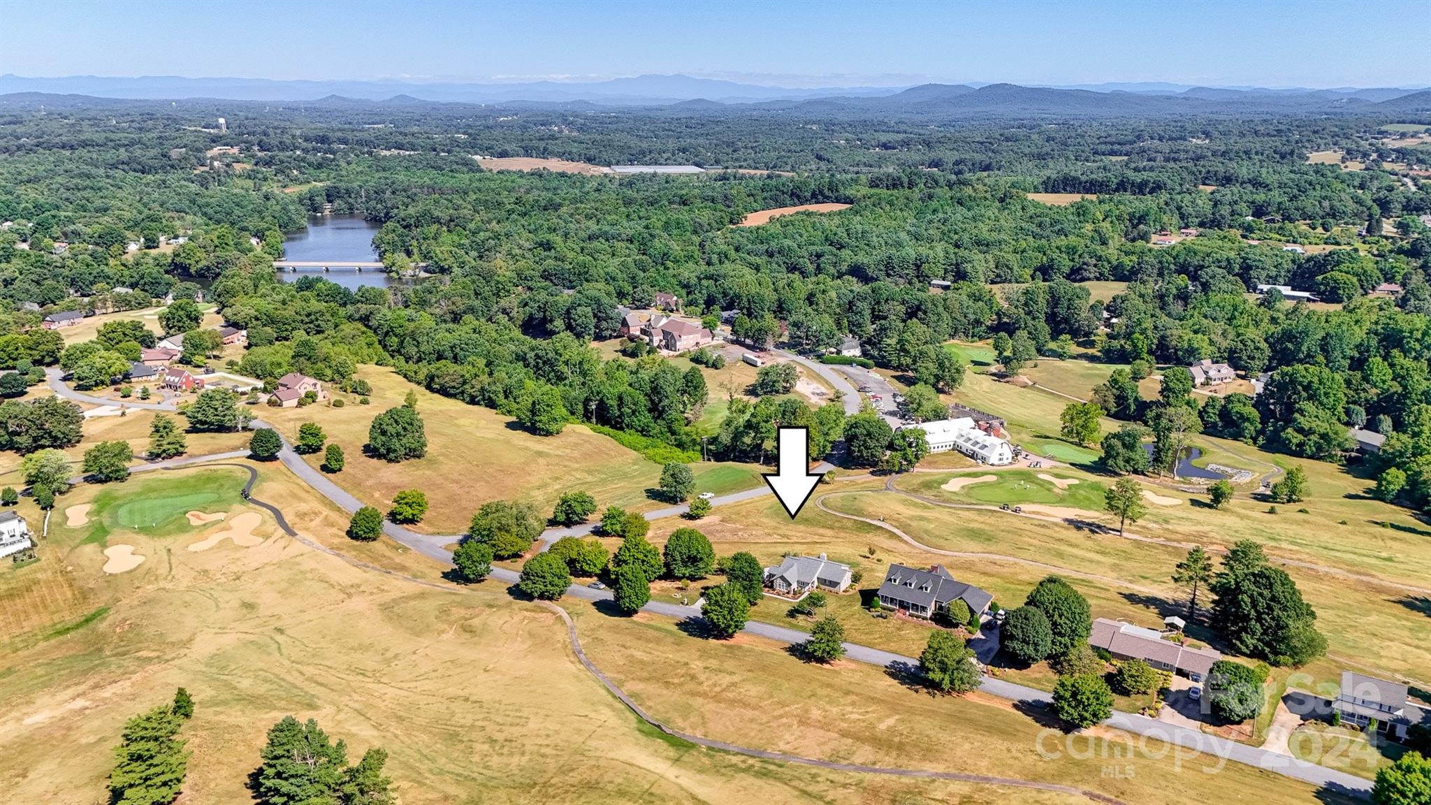 26 Meandering Way