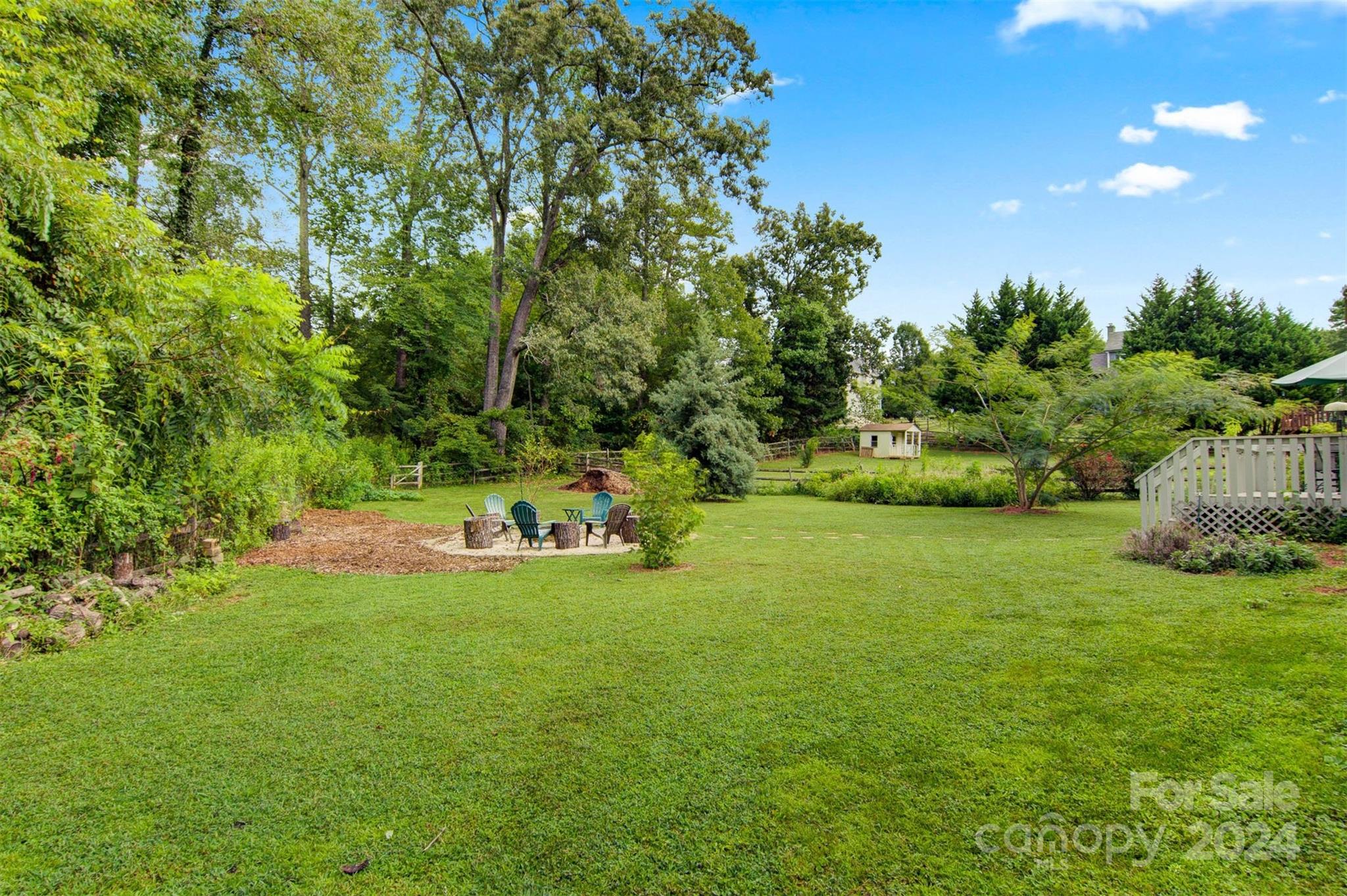 5352 Winding Oak Drive