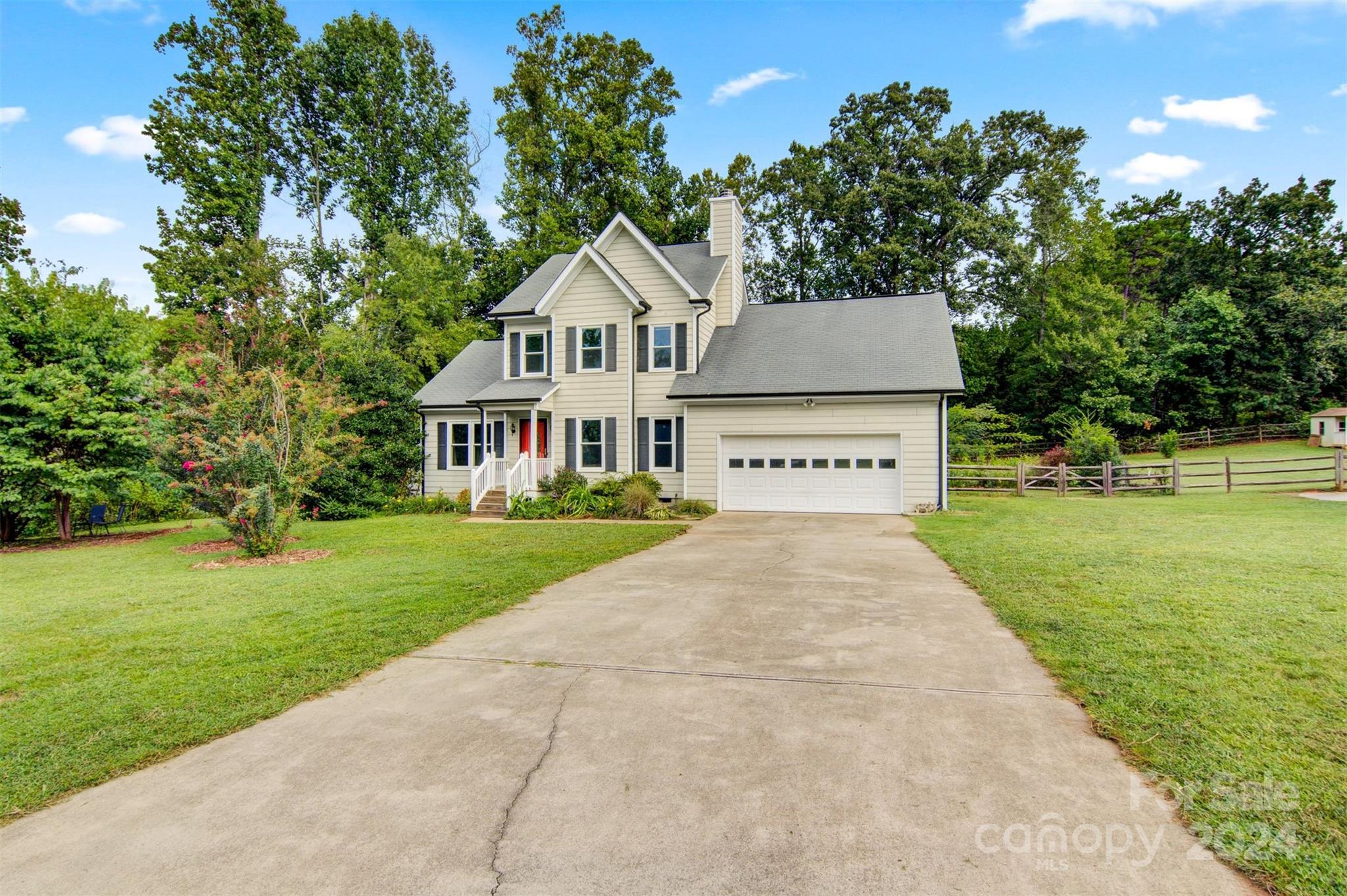 5352 Winding Oak Drive