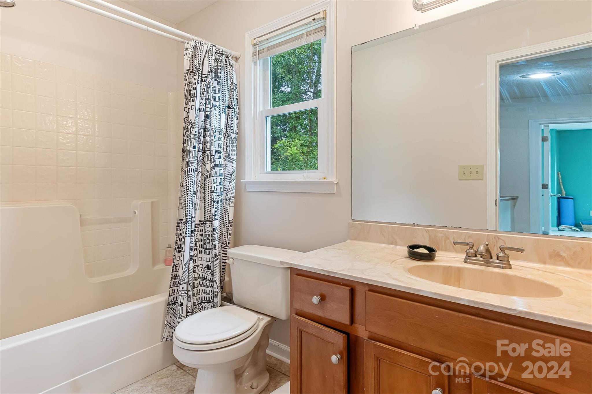 5352 Winding Oak Drive