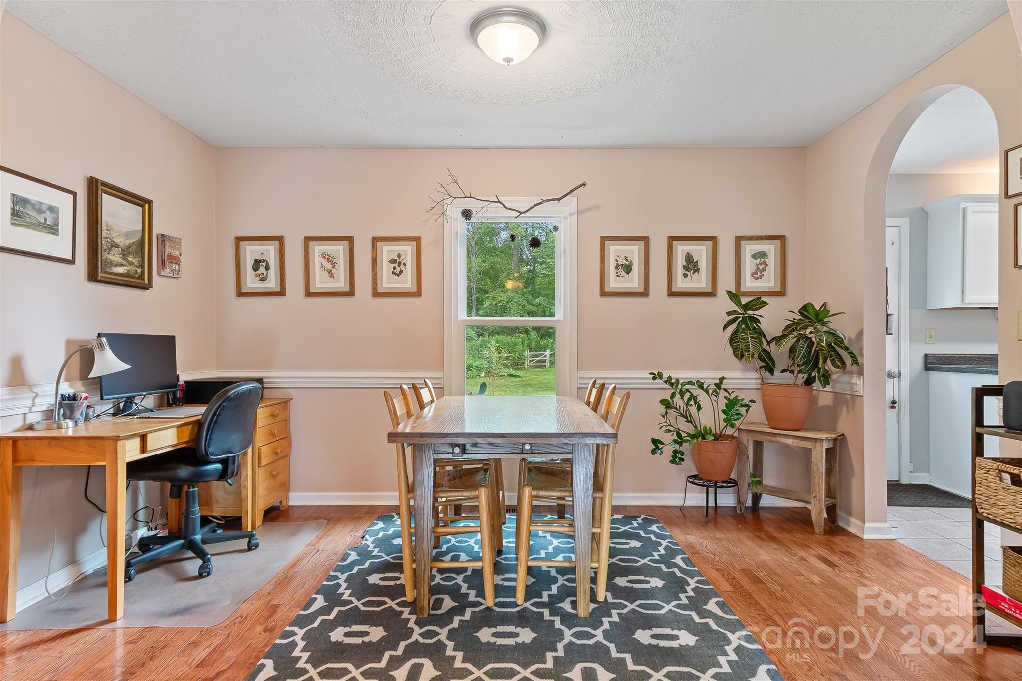 5352 Winding Oak Drive