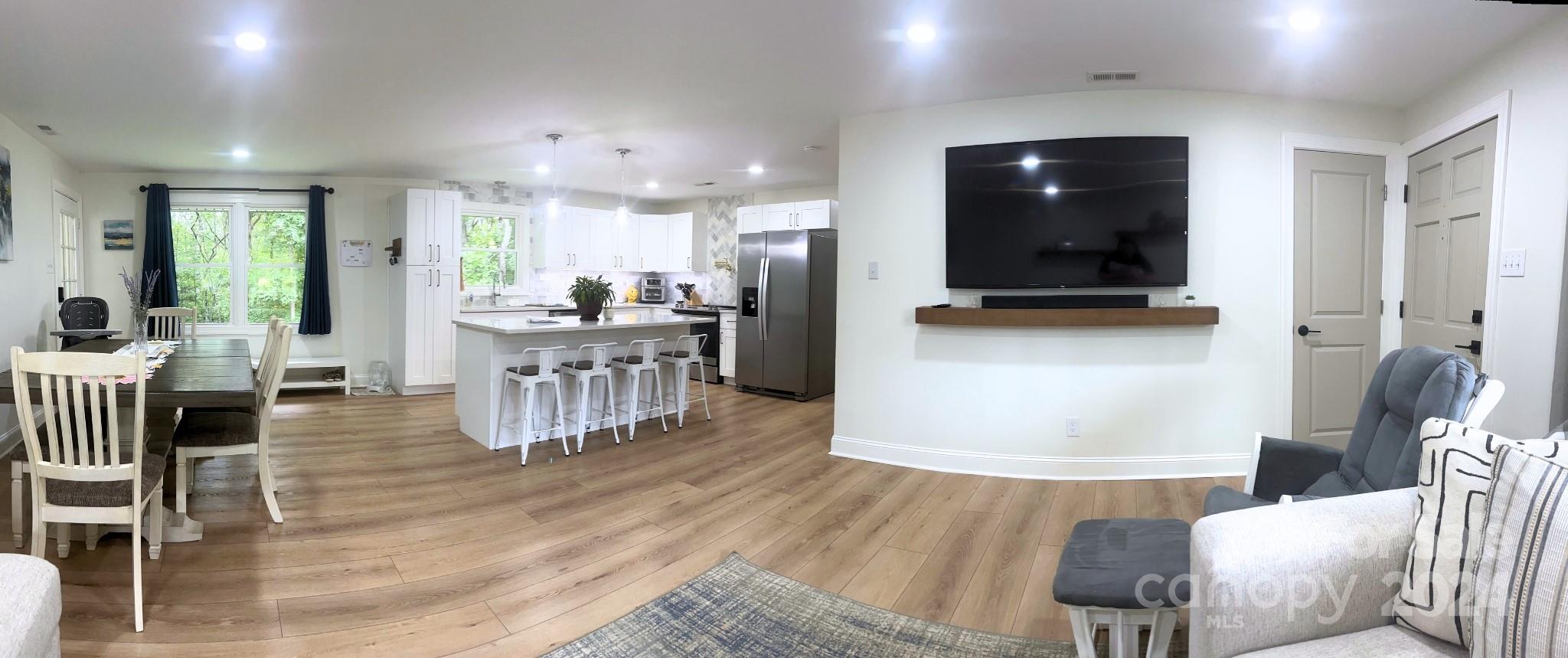 2515 10th Street Court NE