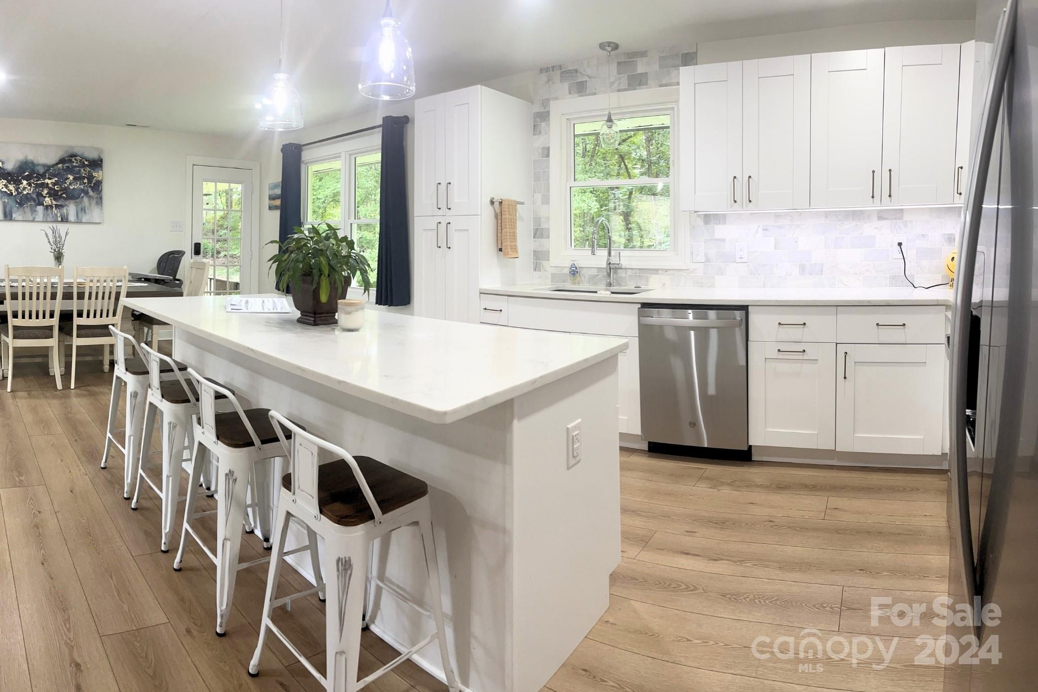 2515 10th Street Court NE