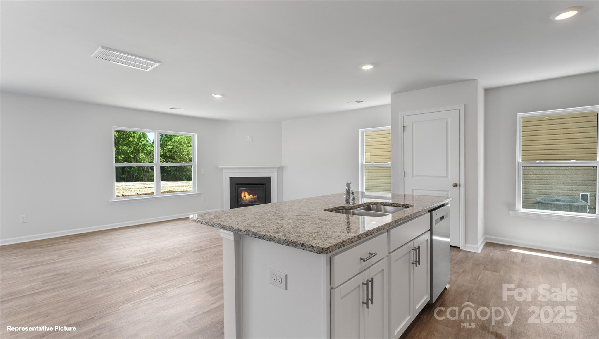 1414 5th Street Drive NE