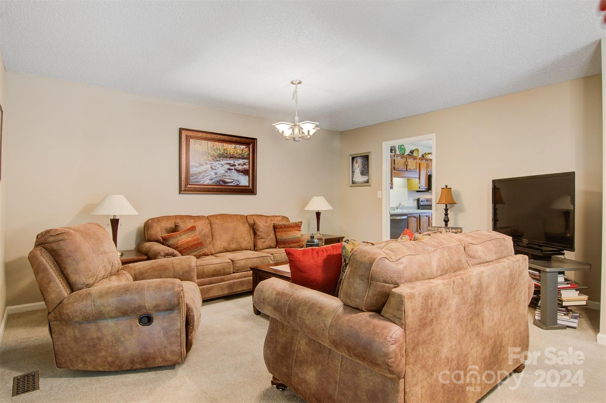 102 Shetland Court