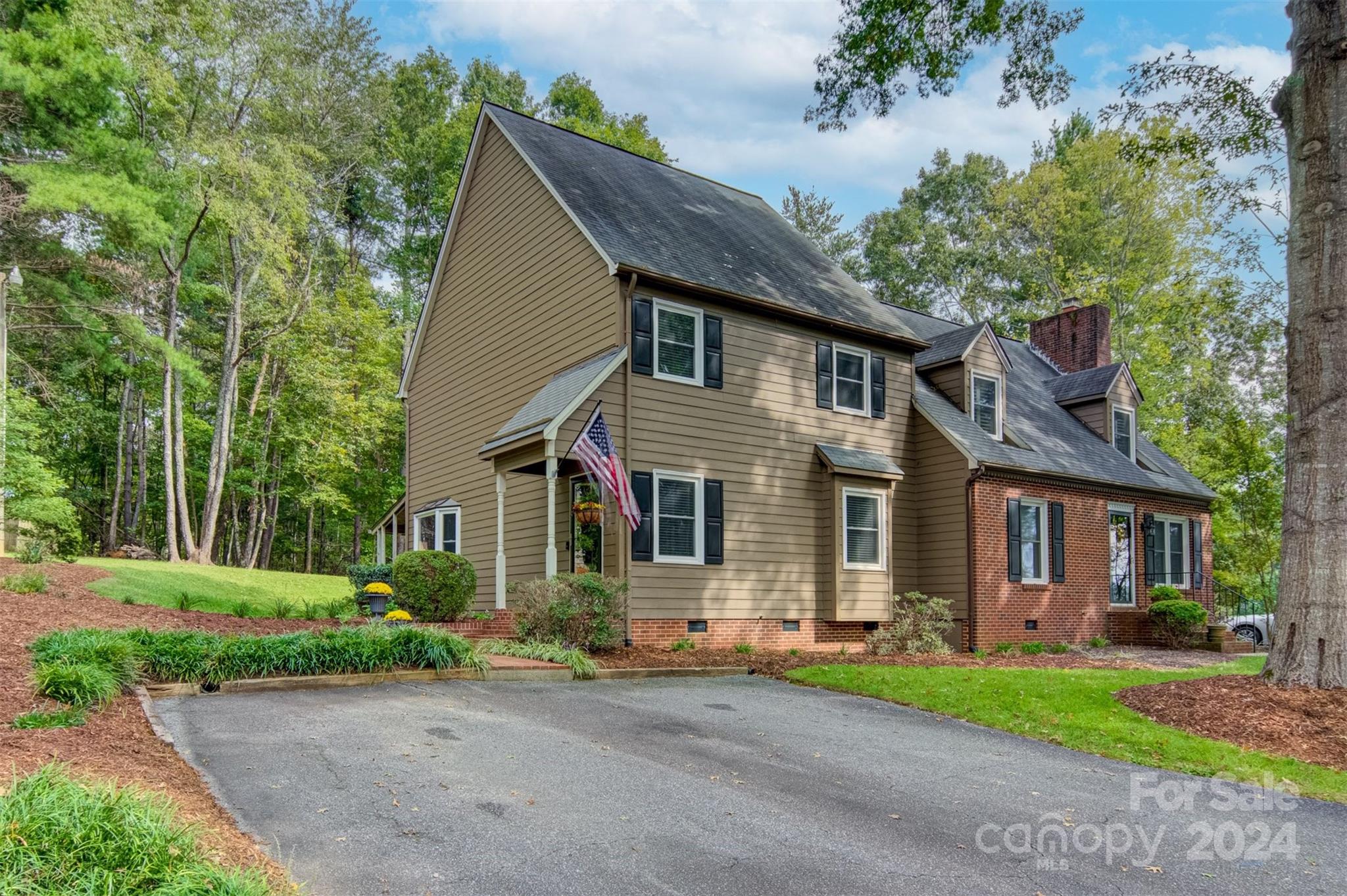 102 Shetland Court