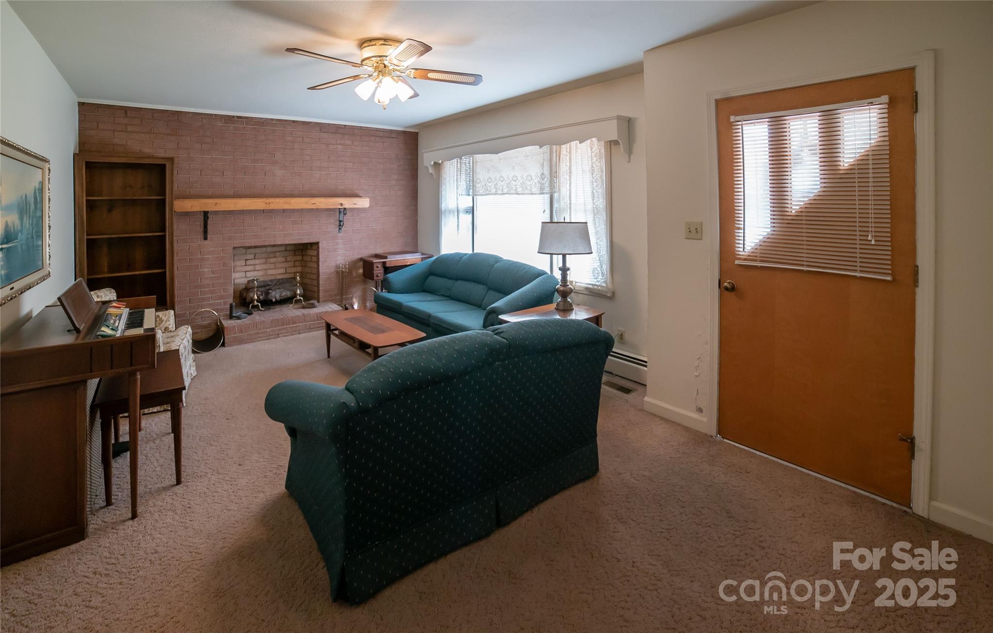 1052 Orchard Street SW