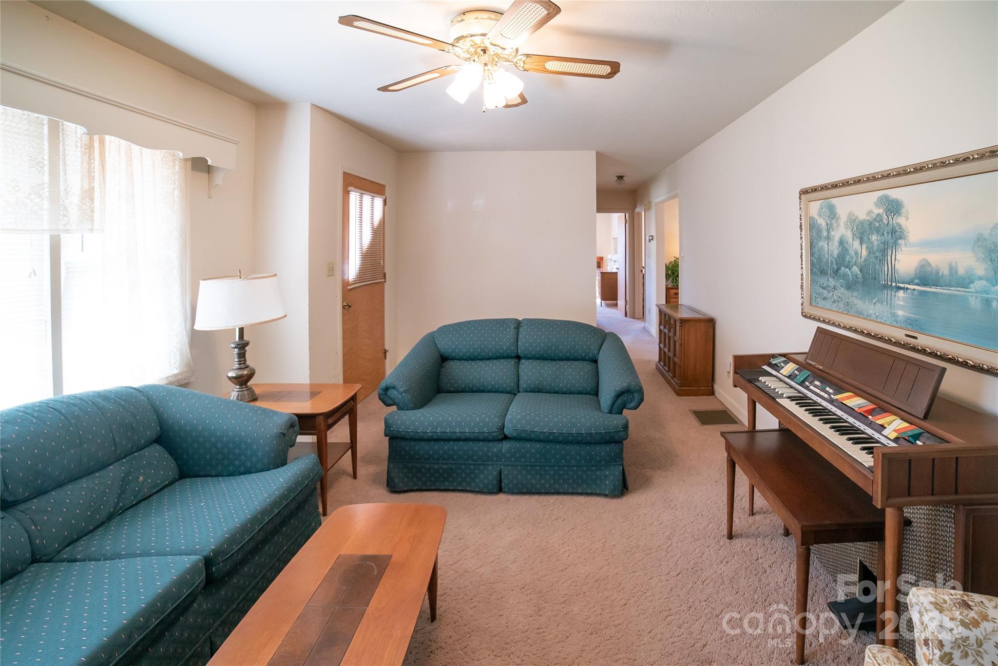 1052 Orchard Street SW