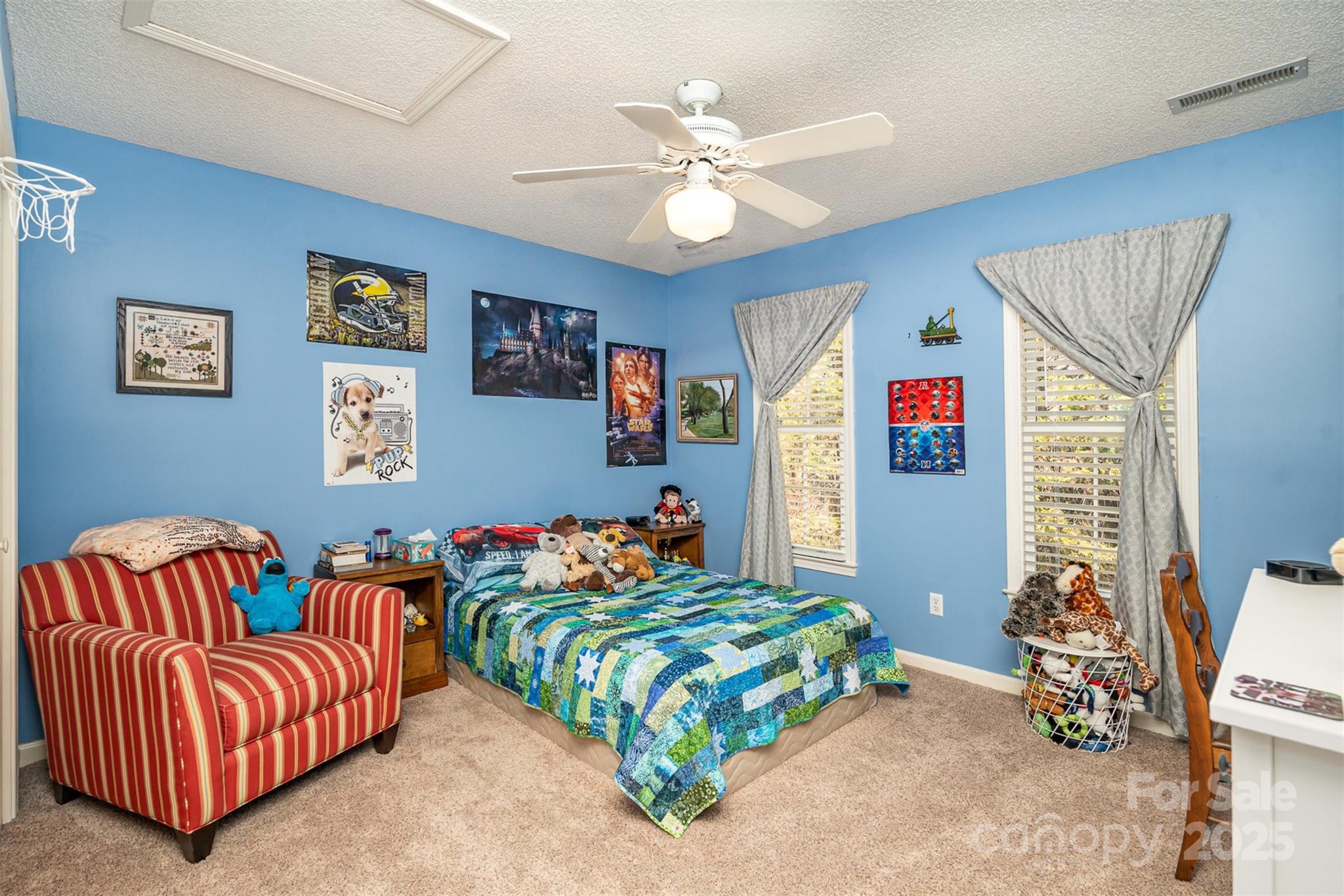 919 42nd Avenue Lane NE