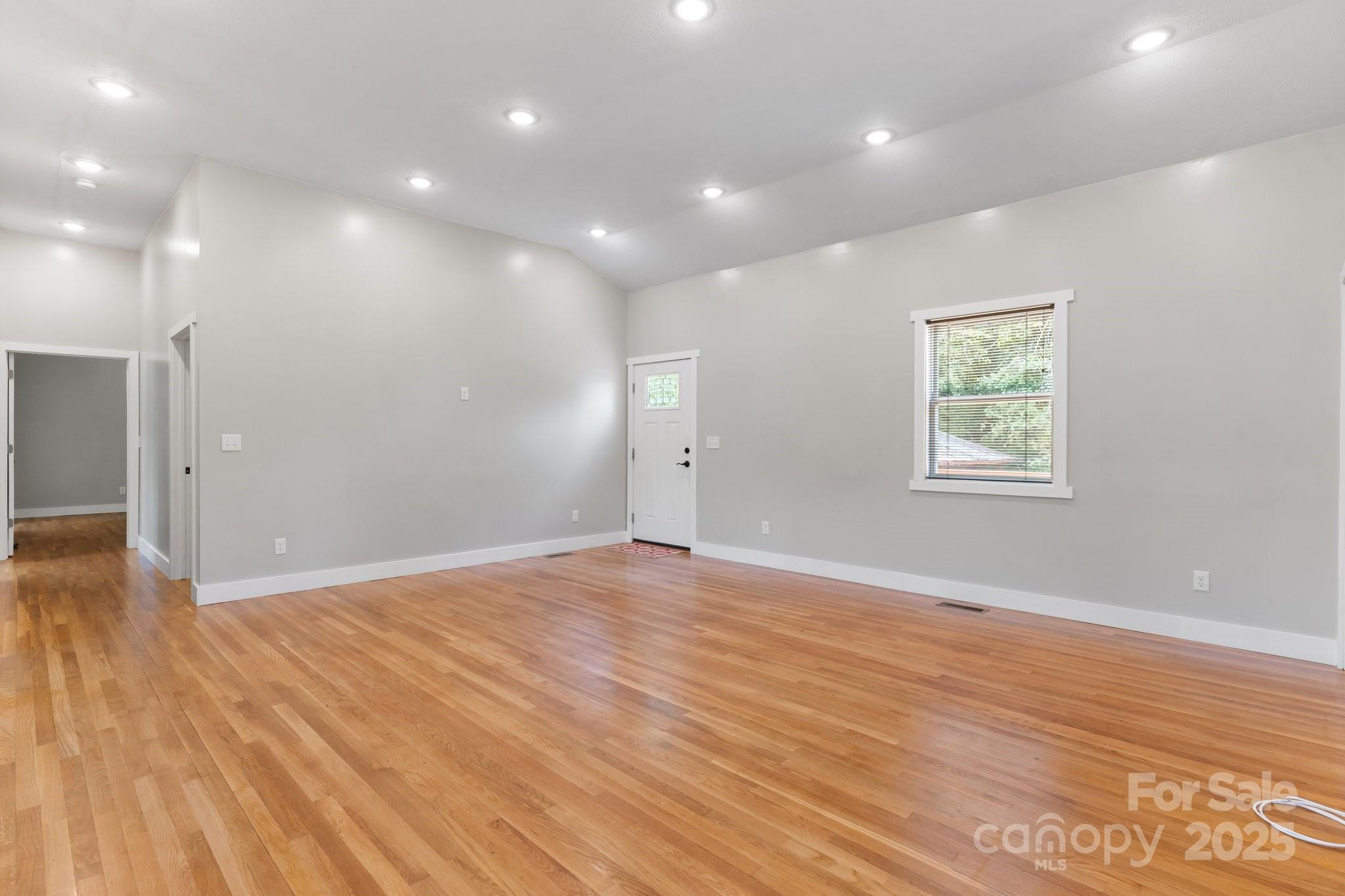 1844 Bellcroft Lane