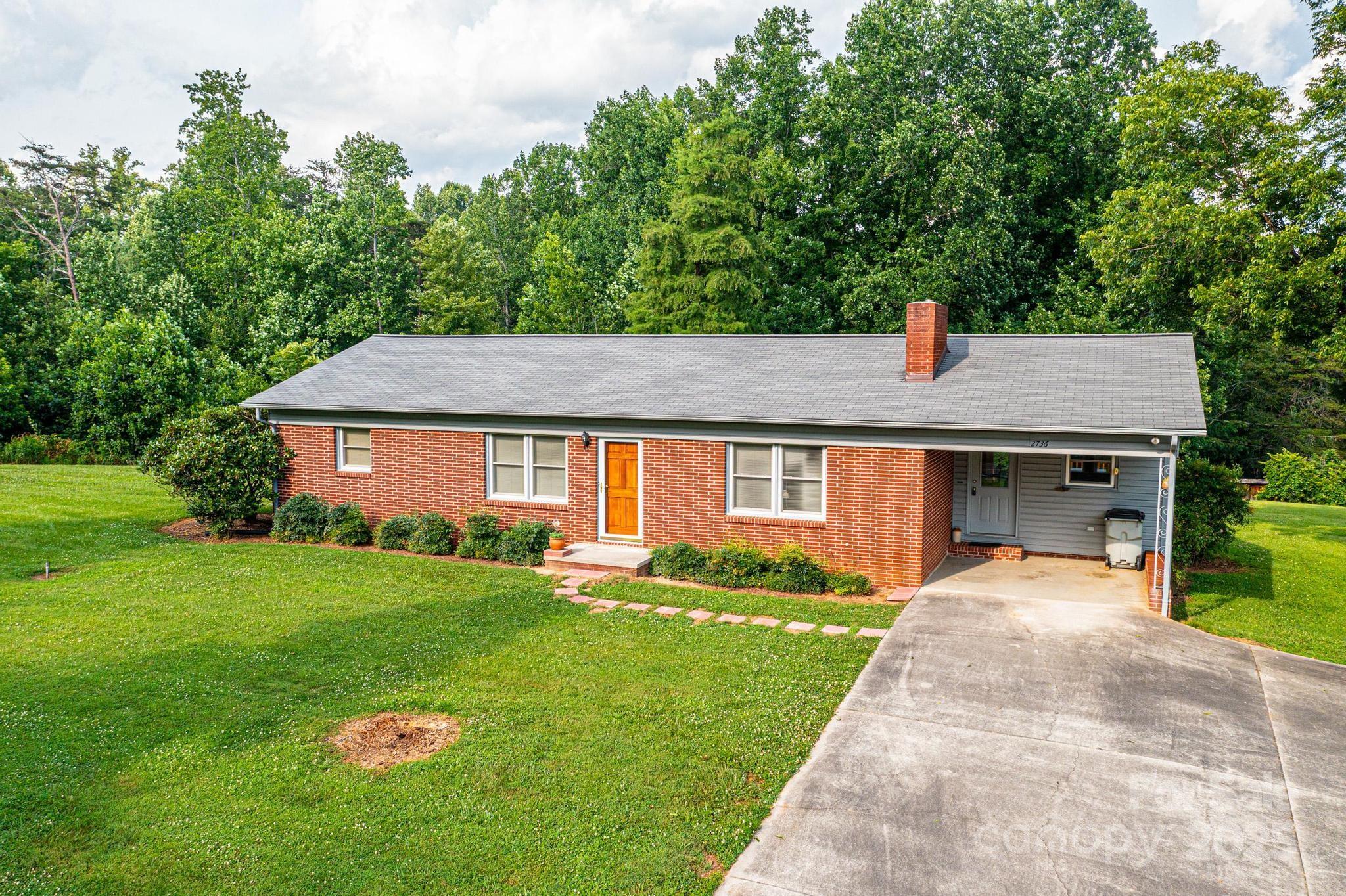 2736 Ellerwood Road SE