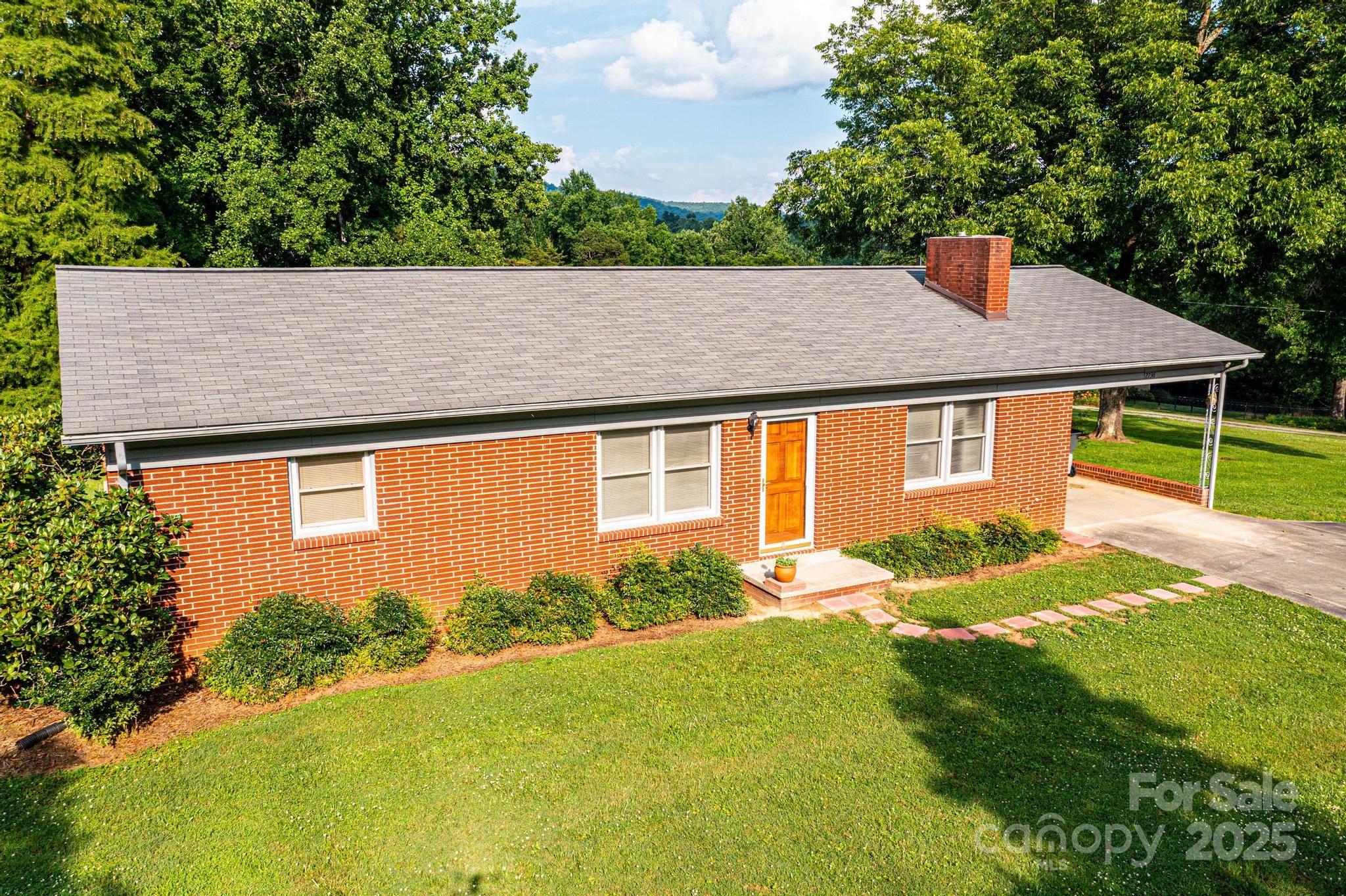 2736 Ellerwood Road SE