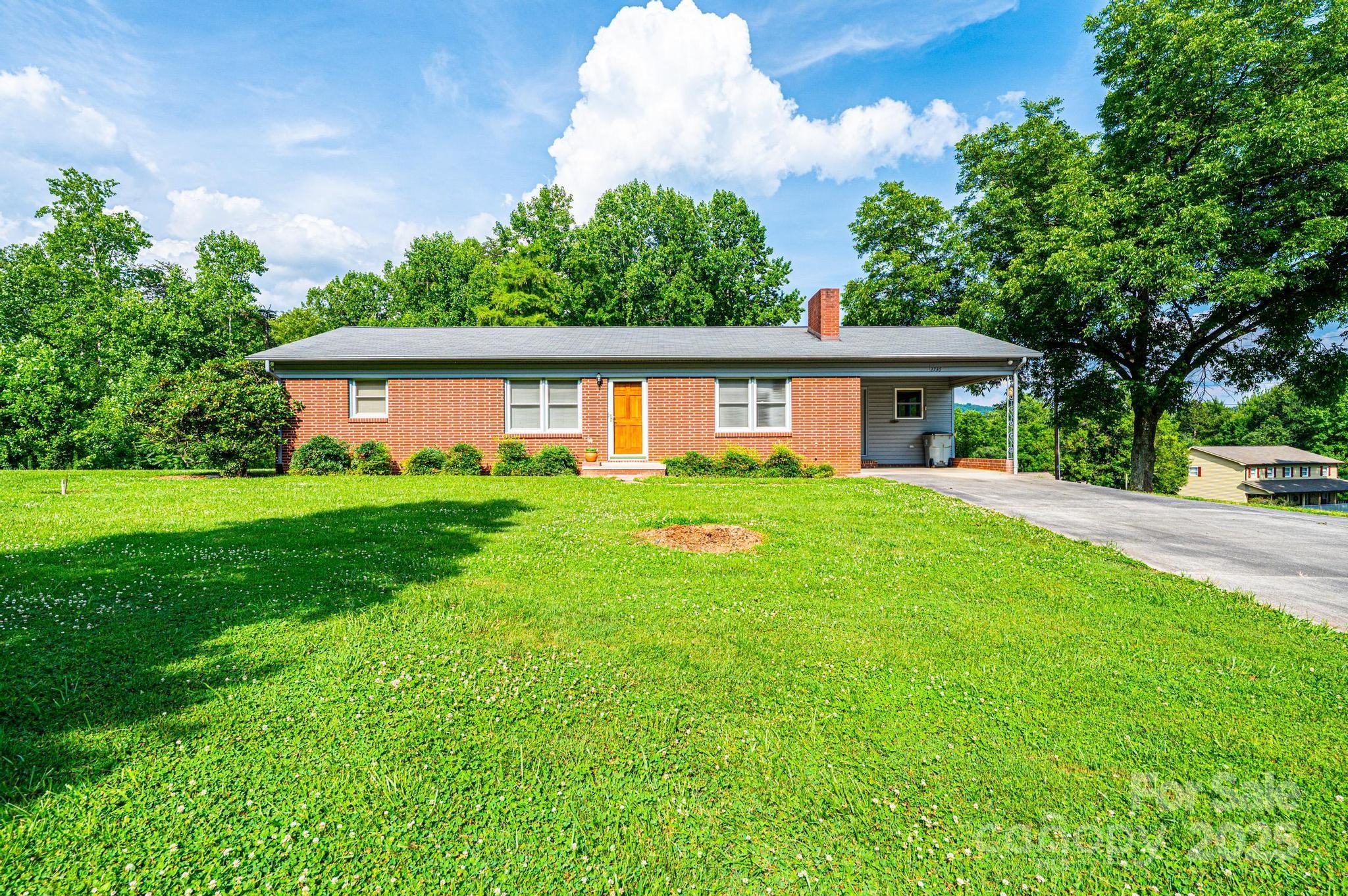 2736 Ellerwood Road SE