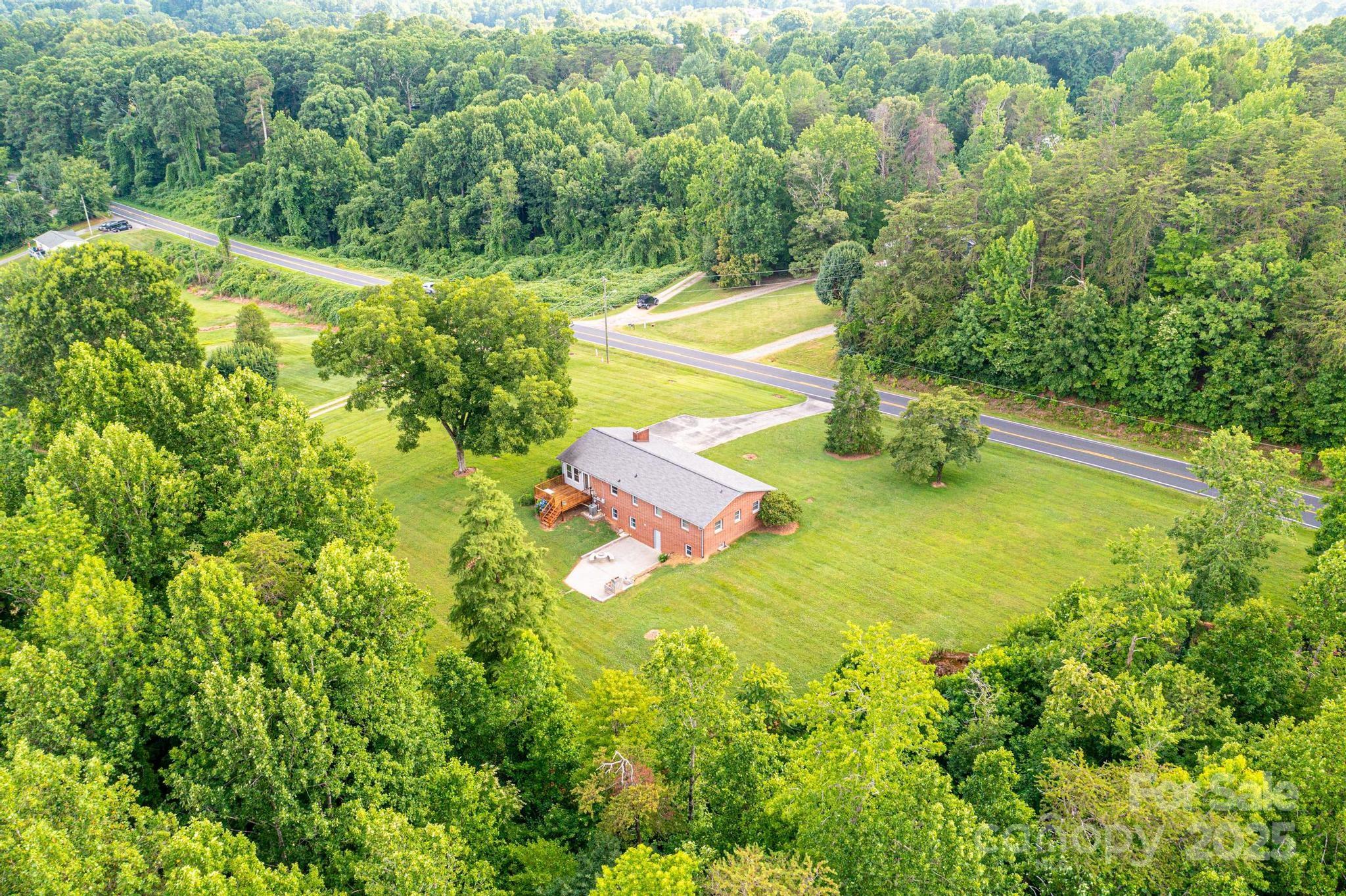 2736 Ellerwood Road SE