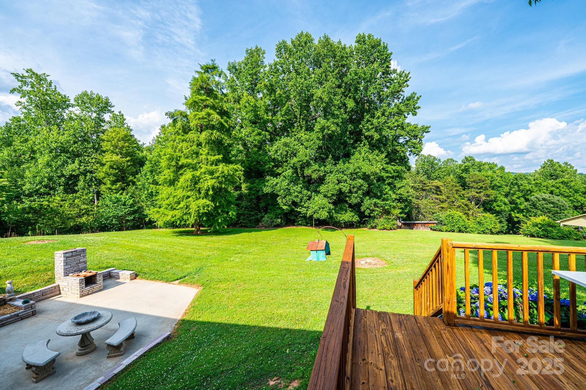 2736 Ellerwood Road SE
